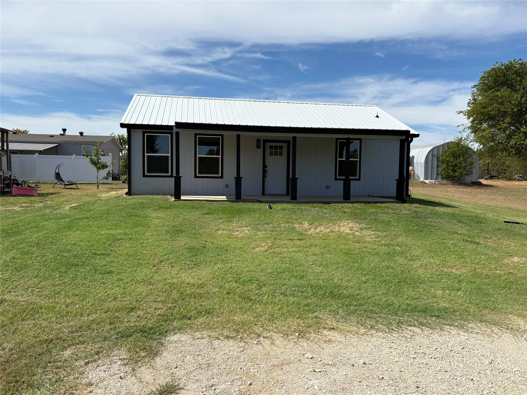 Single Family Residence For Sale in Wood County , 216 Blackfoot, Quitman, Texas 75783, 2 Bedroom, 1 Bathroom, Garage spaces, 936 Sqft, built in 2026, mls#21355337, Real Estate Agent in Quitman, Homes For Sale in Wood county, Homes For Sale in Quitman, Realtor in Quitman Texas, Real Estate Brokerage Independent Realty Texas, Luminita Cordes Realtor