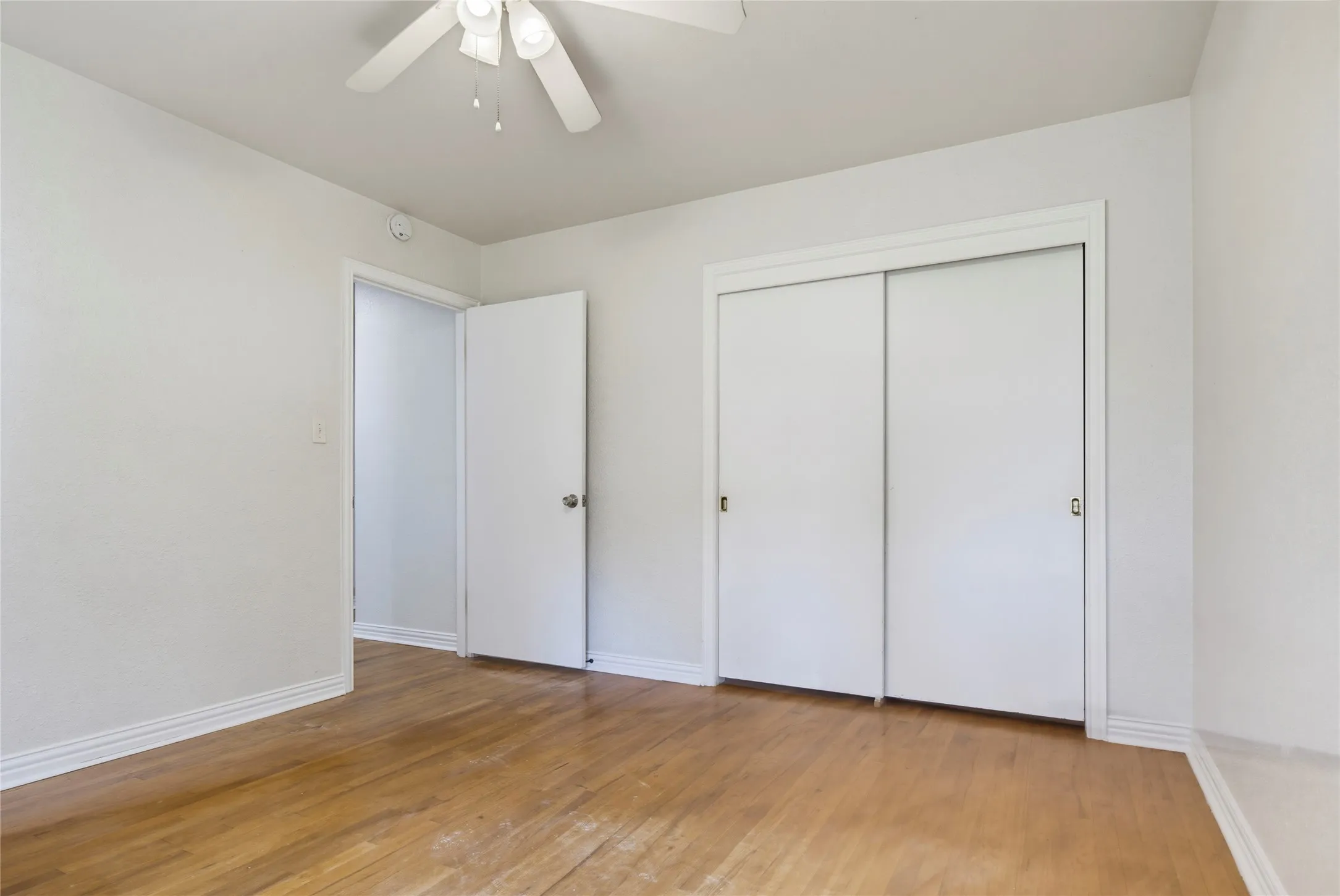 Single Family Residence For Sale in Tarrant County , 4205 Keeter Drive, North Richland Hills, Texas 76180, 3 Bedroom, 2 Bathroom, 2 Garage spaces, 1,588 Sqft, built in 1958, mls#21353916, Real Estate Agent in North Richland Hills, Homes For Sale in Tarrant county, Homes For Sale in North Richland Hills, Realtor in North Richland Hills Texas, Real Estate Brokerage Independent Realty Texas, Luminita Cordes Realtor