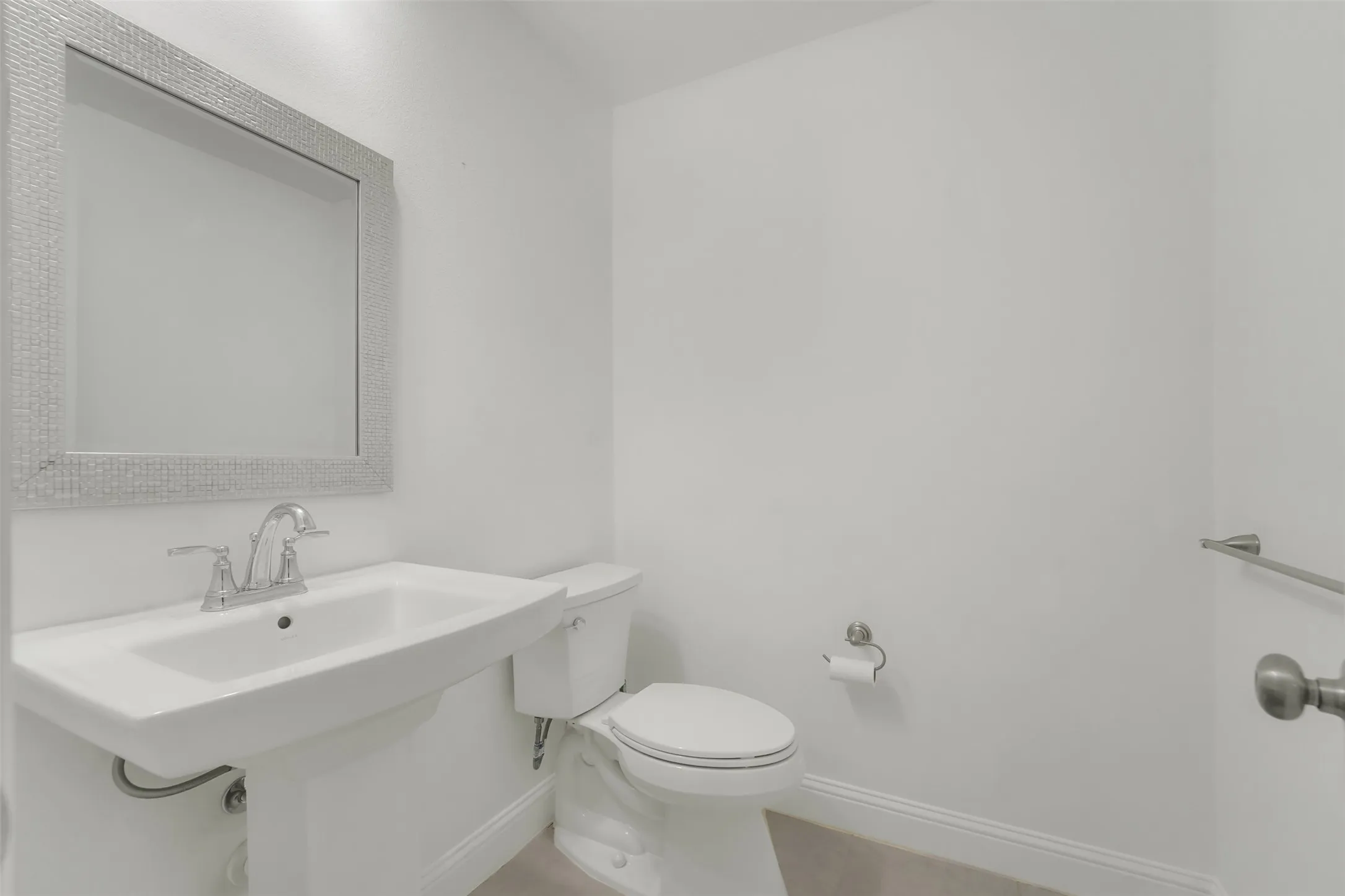 Townhouse For Sale in Dallas County , 2657 High Cotton Lane, Garland, Texas 75042, 2 Bedroom, 3 Bathroom, 2 Garage spaces, 1,514 Sqft, built in 2019, mls#21348110, Real Estate Agent in Garland, Homes For Sale in Dallas county, Homes For Sale in Garland, Realtor in Garland Texas, Real Estate Brokerage Independent Realty Texas, Luminita Cordes Realtor