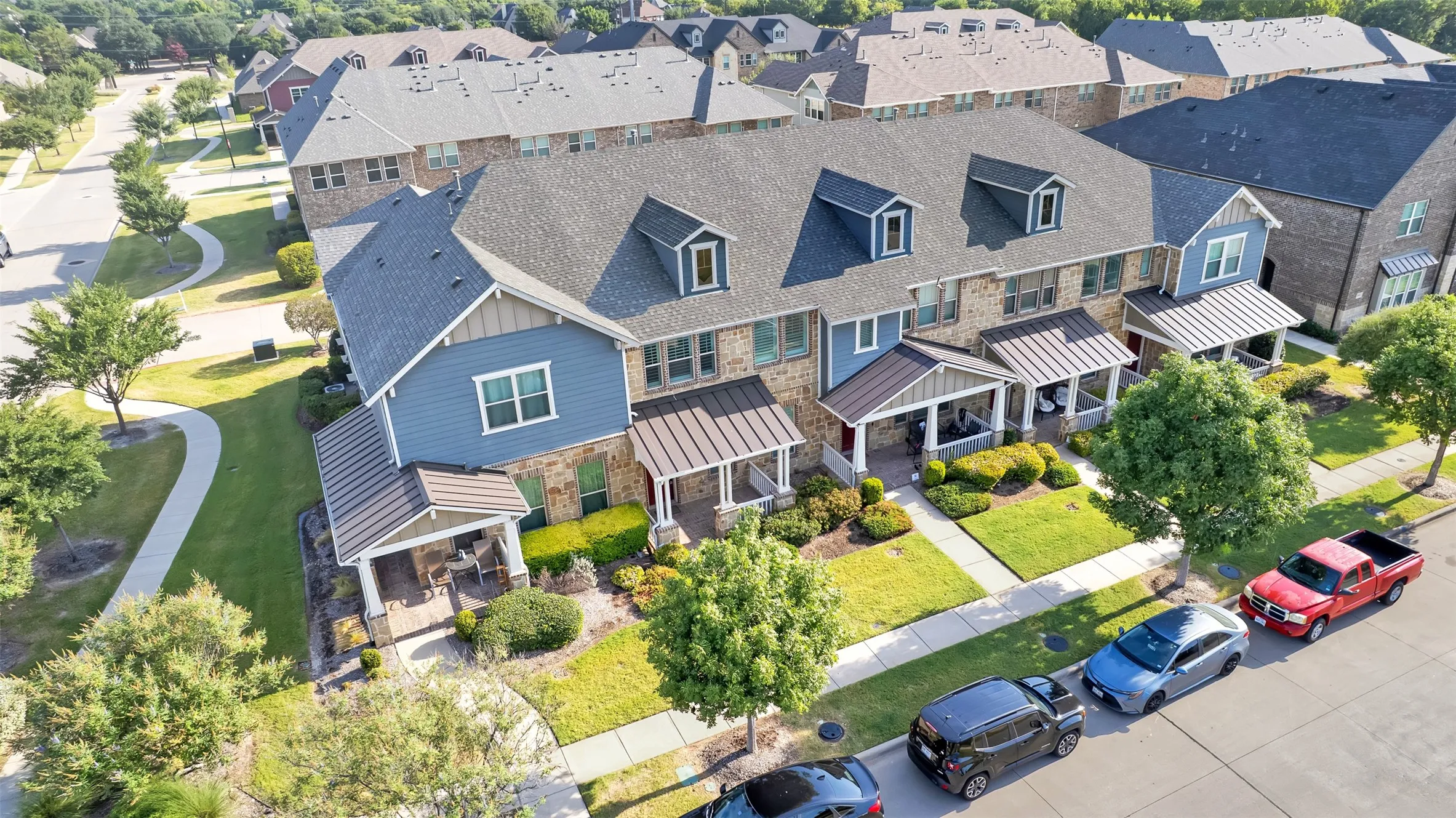Townhouse For Sale in Dallas County , 2657 High Cotton Lane, Garland, Texas 75042, 2 Bedroom, 3 Bathroom, 2 Garage spaces, 1,514 Sqft, built in 2019, mls#21348110, Real Estate Agent in Garland, Homes For Sale in Dallas county, Homes For Sale in Garland, Realtor in Garland Texas, Real Estate Brokerage Independent Realty Texas, Luminita Cordes Realtor