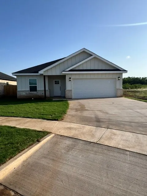 Single Family Residence For Rent in Taylor County , 424 Gunsight Ridge, Abilene, Texas 79602, 3 Bedroom, 2 Bathroom, 2 Garage spaces, 1,304 Sqft, built in 2026, mls#21355343, Real Estate Agent in Abilene, Homes For Rent in Taylor county, Homes For Rent in Abilene, Realtor in Abilene Texas, Real Estate Brokerage Independent Realty Texas, Luminita Cordes Realtor