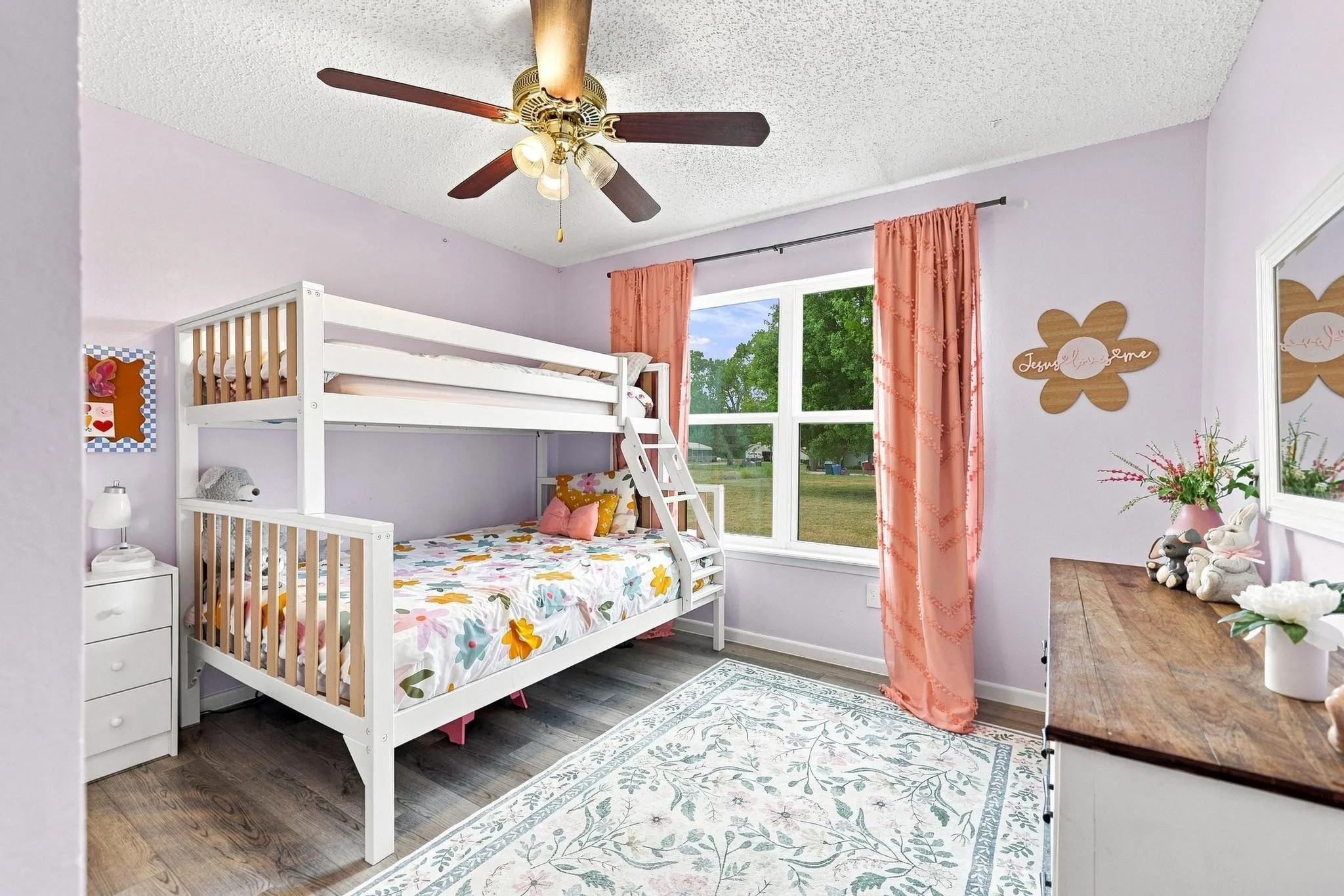 Single Family Residence For Sale in Grayson County , 304 Primrose Lane, Sherman, Texas 75092, 3 Bedroom, 2 Bathroom, Garage spaces, 1,673 Sqft, built in 1982, mls#21349524, Real Estate Agent in Sherman, Homes For Sale in Grayson county, Homes For Sale in Sherman, Realtor in Sherman Texas, Real Estate Brokerage Independent Realty Texas, Luminita Cordes Realtor