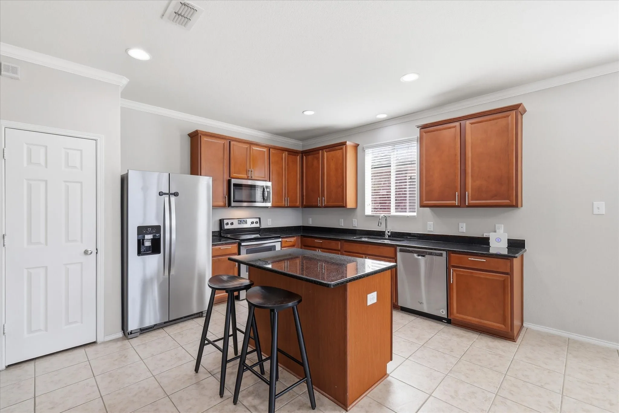 Single Family Residence For Rent in Denton County , 3116 Layla Creek Drive, Little Elm, Texas 75068, 3 Bedroom, 2 Bathroom, 2 Garage spaces, 1,960 Sqft, built in 2017, mls#21349024, Real Estate Agent in Little Elm, Homes For Rent in Denton county, Homes For Rent in Little Elm, Realtor in Little Elm Texas, Real Estate Brokerage Independent Realty Texas, Luminita Cordes Realtor