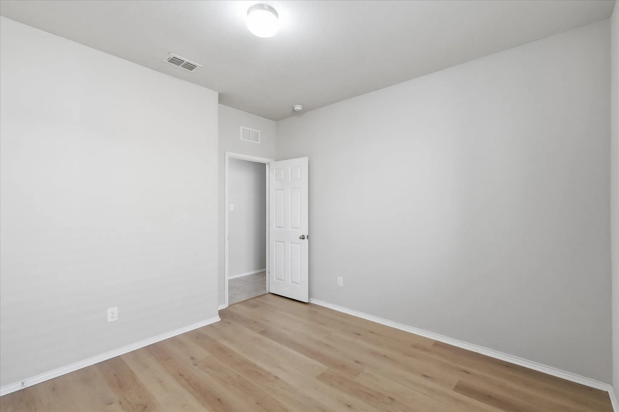Single Family Residence For Rent in Denton County , 3116 Layla Creek Drive, Little Elm, Texas 75068, 3 Bedroom, 2 Bathroom, 2 Garage spaces, 1,960 Sqft, built in 2017, mls#21349024, Real Estate Agent in Little Elm, Homes For Rent in Denton county, Homes For Rent in Little Elm, Realtor in Little Elm Texas, Real Estate Brokerage Independent Realty Texas, Luminita Cordes Realtor