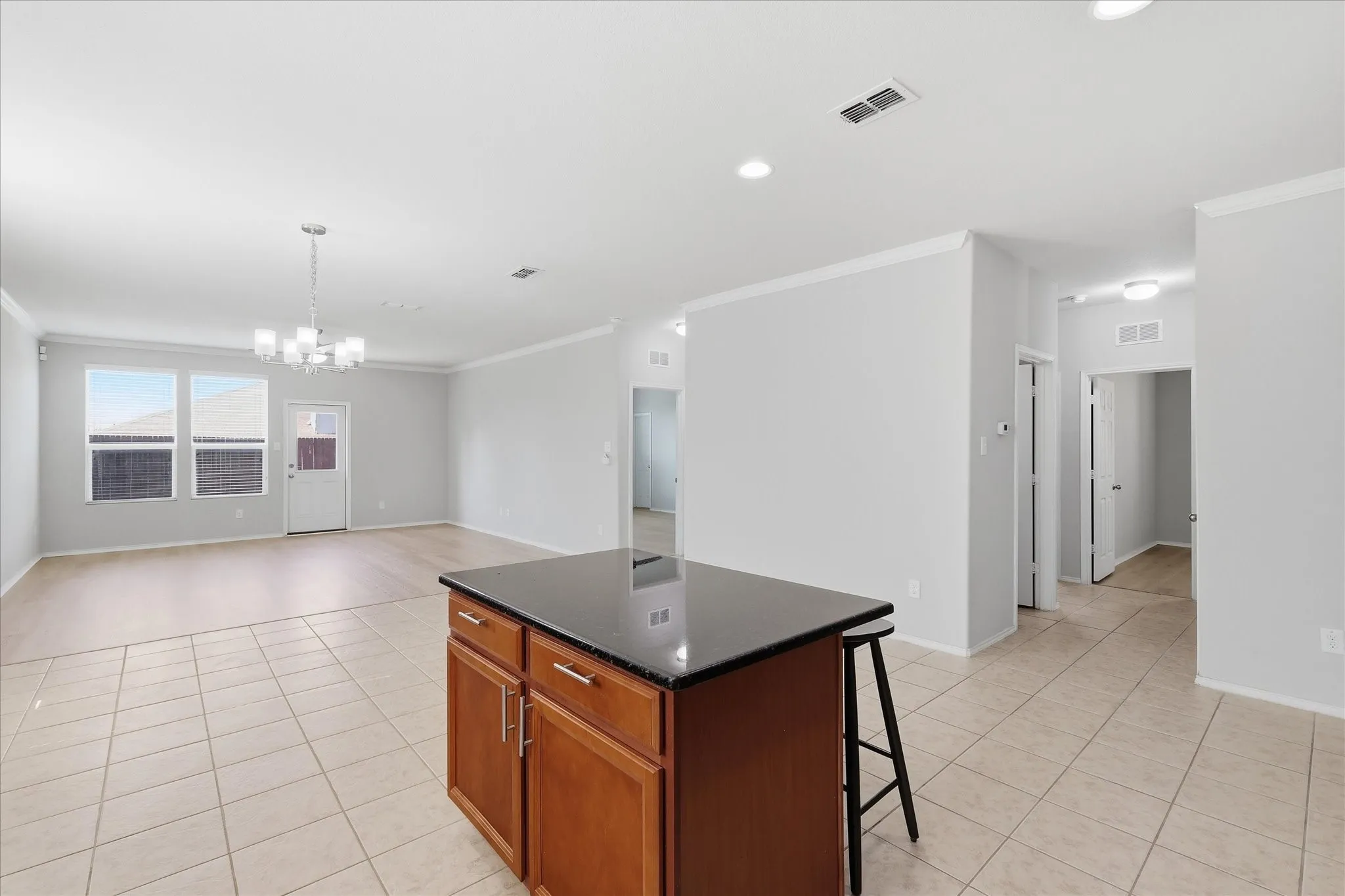 Single Family Residence For Rent in Denton County , 3116 Layla Creek Drive, Little Elm, Texas 75068, 3 Bedroom, 2 Bathroom, 2 Garage spaces, 1,960 Sqft, built in 2017, mls#21349024, Real Estate Agent in Little Elm, Homes For Rent in Denton county, Homes For Rent in Little Elm, Realtor in Little Elm Texas, Real Estate Brokerage Independent Realty Texas, Luminita Cordes Realtor