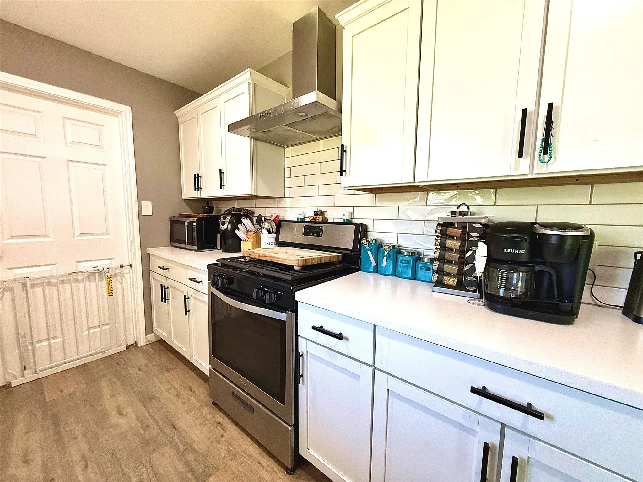Single Family Residence For Rent in Montague County , 200 Arden Street, Bowie, Texas 76230, 3 Bedroom, 2 Bathroom, 2 Garage spaces, 1,328 Sqft, built in 1970, mls#21355355, Real Estate Agent in Bowie, Homes For Rent in Montague county, Homes For Rent in Bowie, Realtor in Bowie Texas, Real Estate Brokerage Independent Realty Texas, Luminita Cordes Realtor