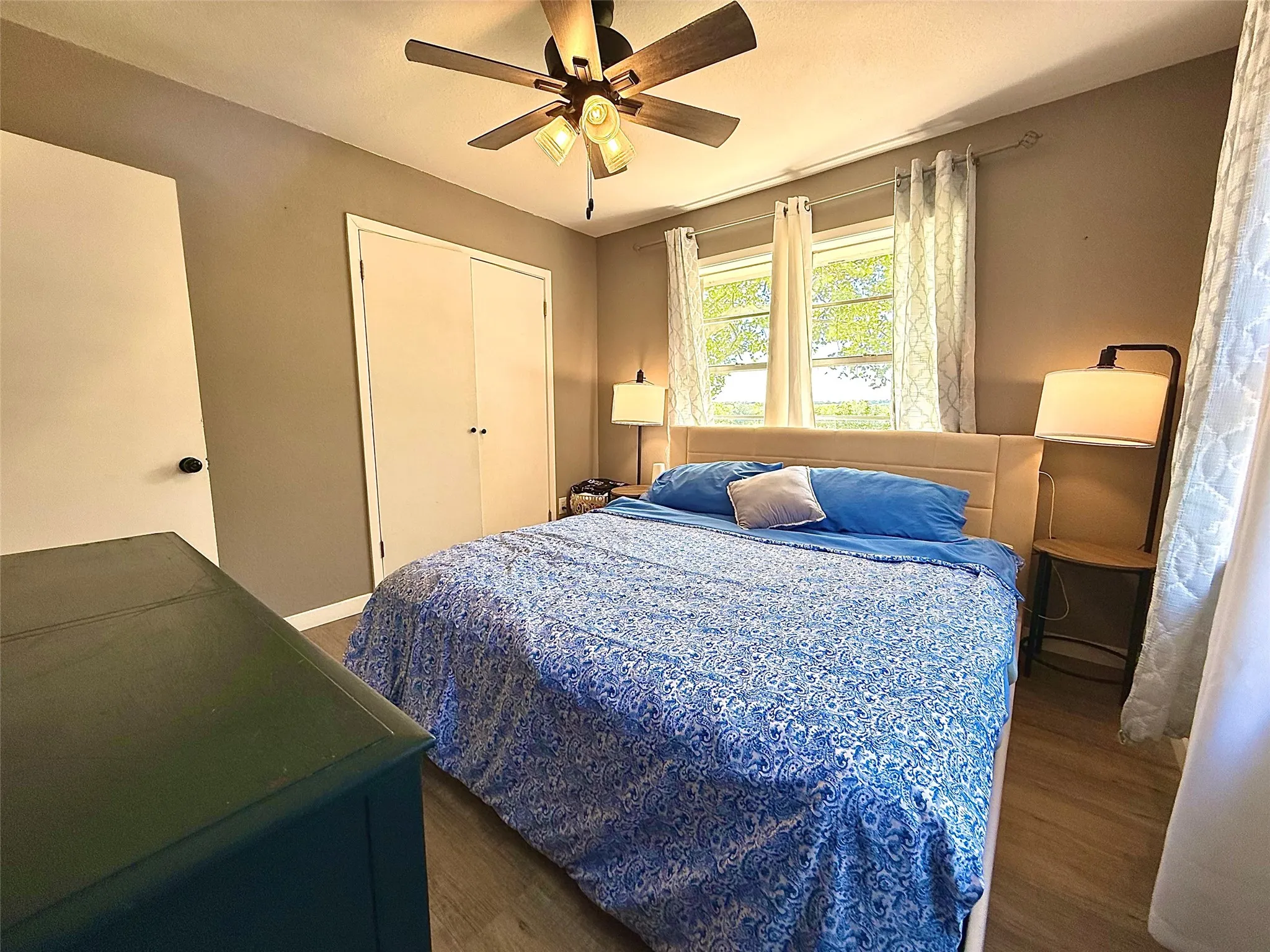 Single Family Residence For Rent in Montague County , 200 Arden Street, Bowie, Texas 76230, 3 Bedroom, 2 Bathroom, 2 Garage spaces, 1,328 Sqft, built in 1970, mls#21355355, Real Estate Agent in Bowie, Homes For Rent in Montague county, Homes For Rent in Bowie, Realtor in Bowie Texas, Real Estate Brokerage Independent Realty Texas, Luminita Cordes Realtor