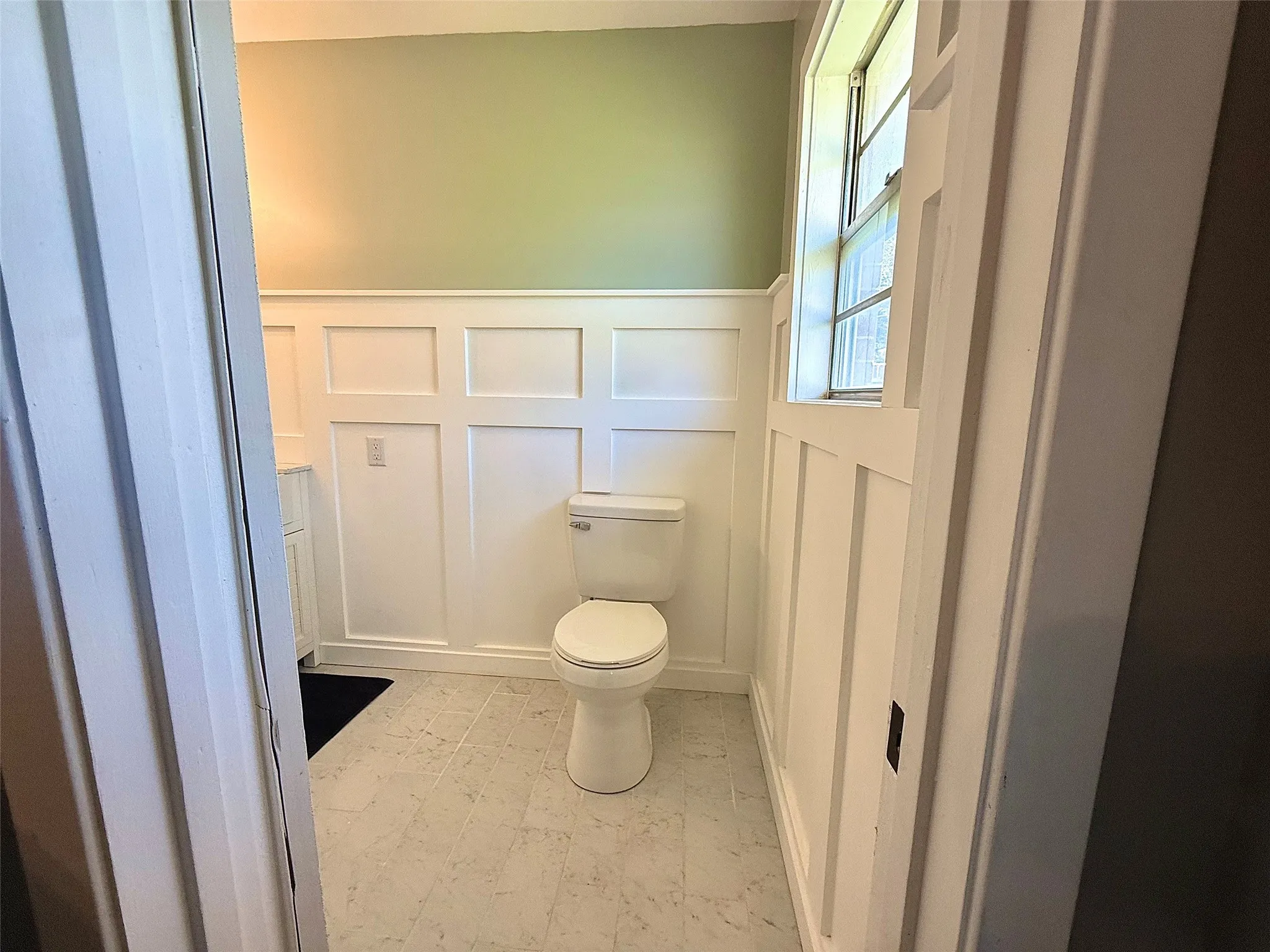 Single Family Residence For Rent in Montague County , 200 Arden Street, Bowie, Texas 76230, 3 Bedroom, 2 Bathroom, 2 Garage spaces, 1,328 Sqft, built in 1970, mls#21355355, Real Estate Agent in Bowie, Homes For Rent in Montague county, Homes For Rent in Bowie, Realtor in Bowie Texas, Real Estate Brokerage Independent Realty Texas, Luminita Cordes Realtor