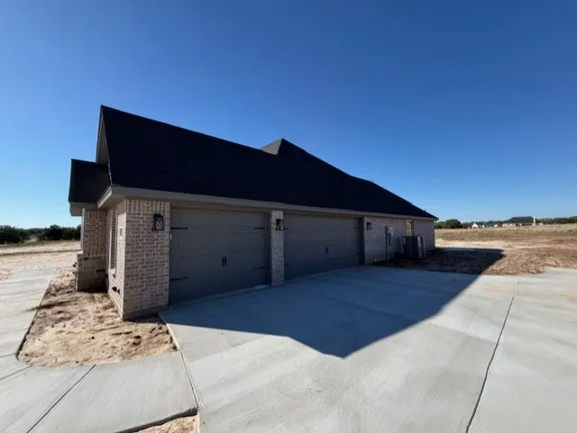 Single Family Residence For Sale in Parker County , 1035 Colt Road, Springtown, Texas 76082, 4 Bedroom, 2 Bathroom, 3 Garage spaces, 2,100 Sqft, built in 2026, mls#21355352, Real Estate Agent in Springtown, Homes For Sale in Parker county, Homes For Sale in Springtown, Realtor in Springtown Texas, Real Estate Brokerage Independent Realty Texas, Luminita Cordes Realtor