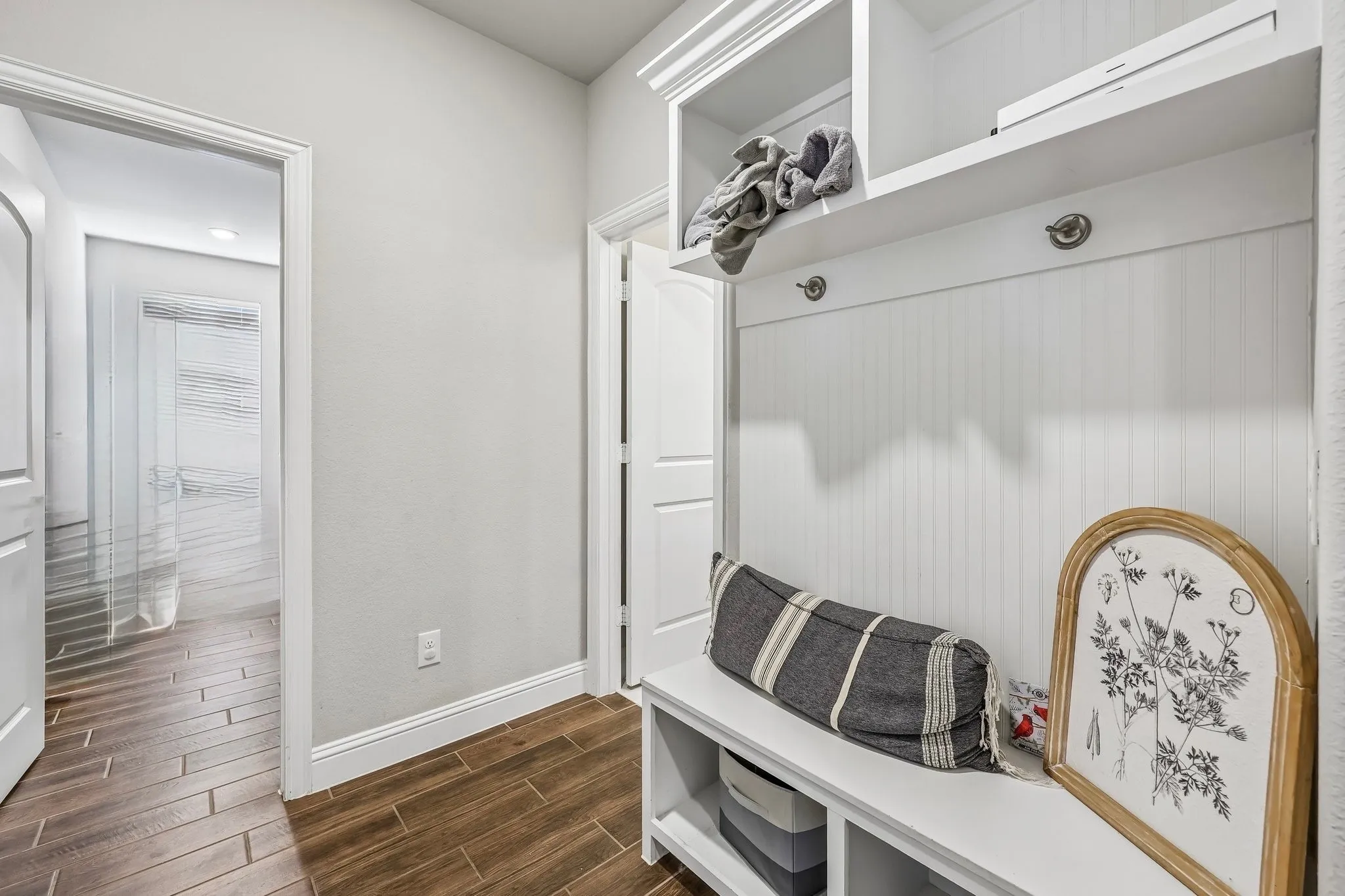 Single Family Residence For Sale in Rockwall County , 433 Forestridge Drive, Fate, Texas 75087, 5 Bedroom, 4 Bathroom, 2 Garage spaces, 3,259 Sqft, built in 2021, mls#21355278, Real Estate Agent in Fate, Homes For Sale in Rockwall county, Homes For Sale in Fate, Realtor in Fate Texas, Real Estate Brokerage Independent Realty Texas, Luminita Cordes Realtor