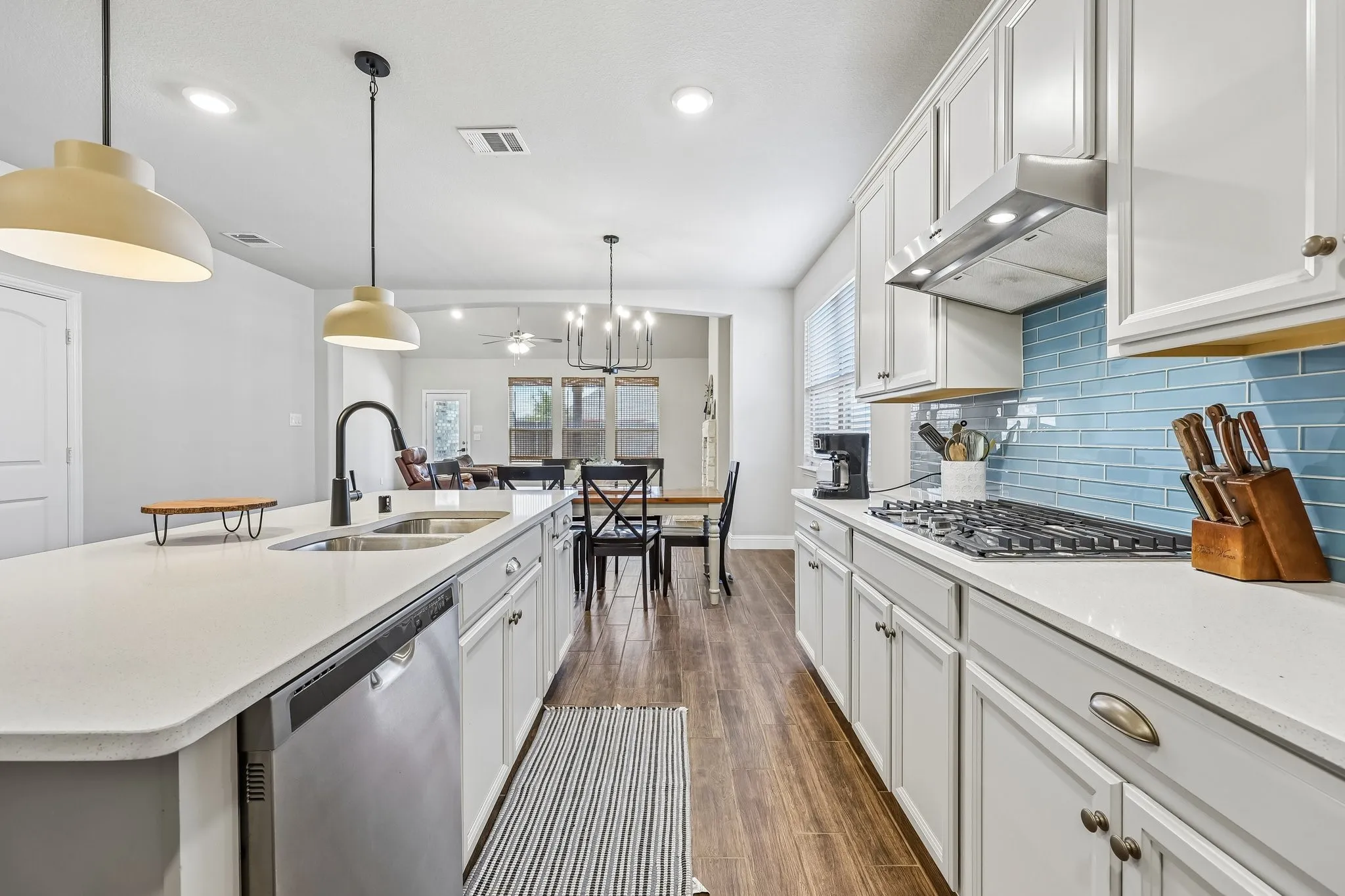 Single Family Residence For Sale in Rockwall County , 433 Forestridge Drive, Fate, Texas 75087, 5 Bedroom, 4 Bathroom, 2 Garage spaces, 3,259 Sqft, built in 2021, mls#21355278, Real Estate Agent in Fate, Homes For Sale in Rockwall county, Homes For Sale in Fate, Realtor in Fate Texas, Real Estate Brokerage Independent Realty Texas, Luminita Cordes Realtor