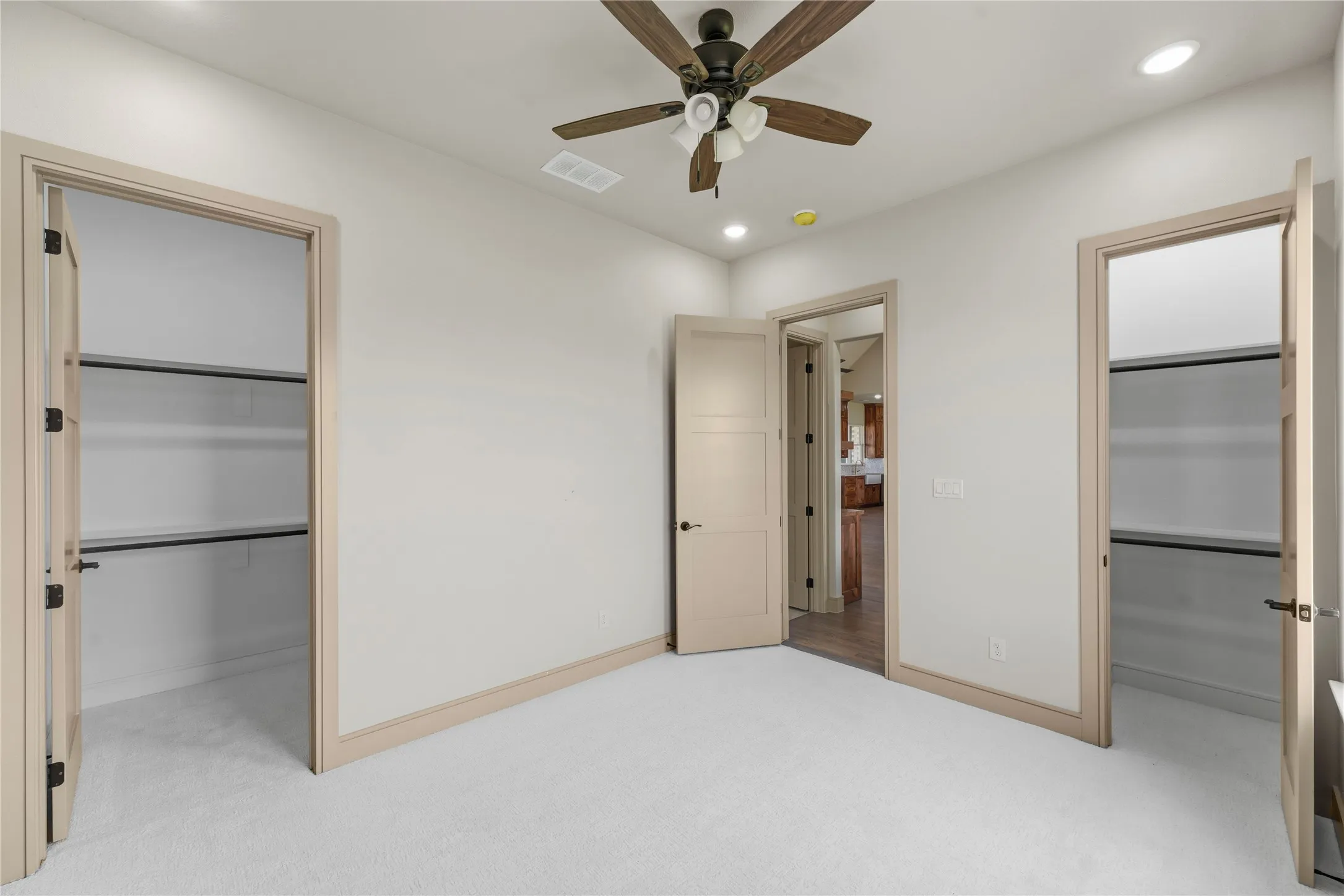 Single Family Residence For Sale in Fannin County , 650 Alondrita Street, Celeste, Texas 75423, 4 Bedroom, 4 Bathroom, 2 Garage spaces, 2,532 Sqft, built in 2026, Price $595,000, mls#21355105, Real Estate Agent in Celeste, Homes For Sale in Fannin county, Homes For Sale in Celeste, Realtor in Celeste Texas, Real Estate Brokerage Independent Realty Texas, Luminita Cordes Realtor
