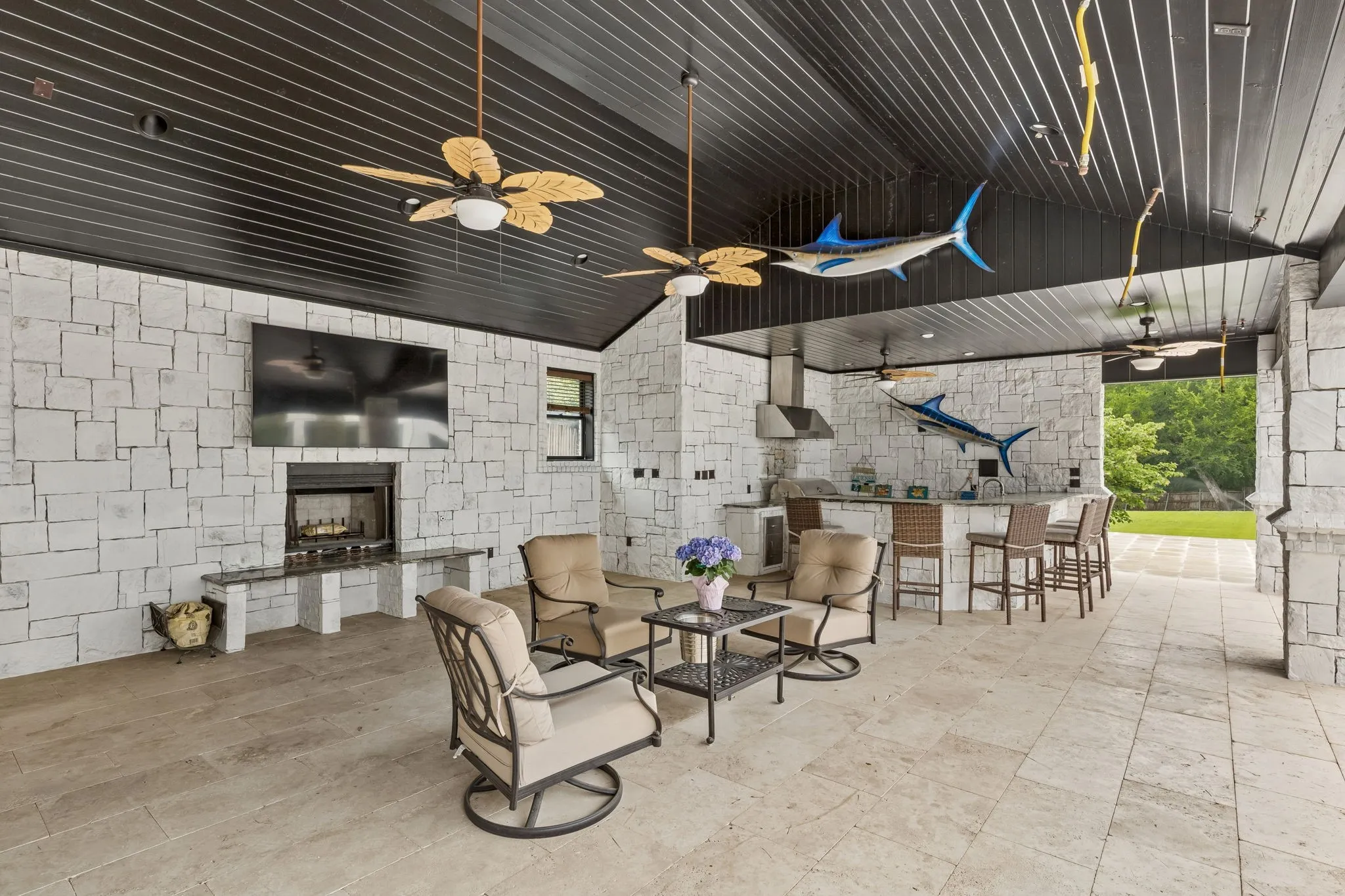Single Family Residence For Rent in Dallas County , 4511 Watauga Road, Dallas, Texas 75209, 6 Bedrooms, 9 Bathrooms, 4 Garage spaces, 14,131 Sqft, built in 2005, Price $30,000, mls#21354265, Real Estate Agent in Dallas, Homes For Rent in Dallas county, Homes For Rent in Dallas, Realtor in Dallas Texas, Real Estate Brokerage Independent Realty Texas, Luminita Cordes Realtor