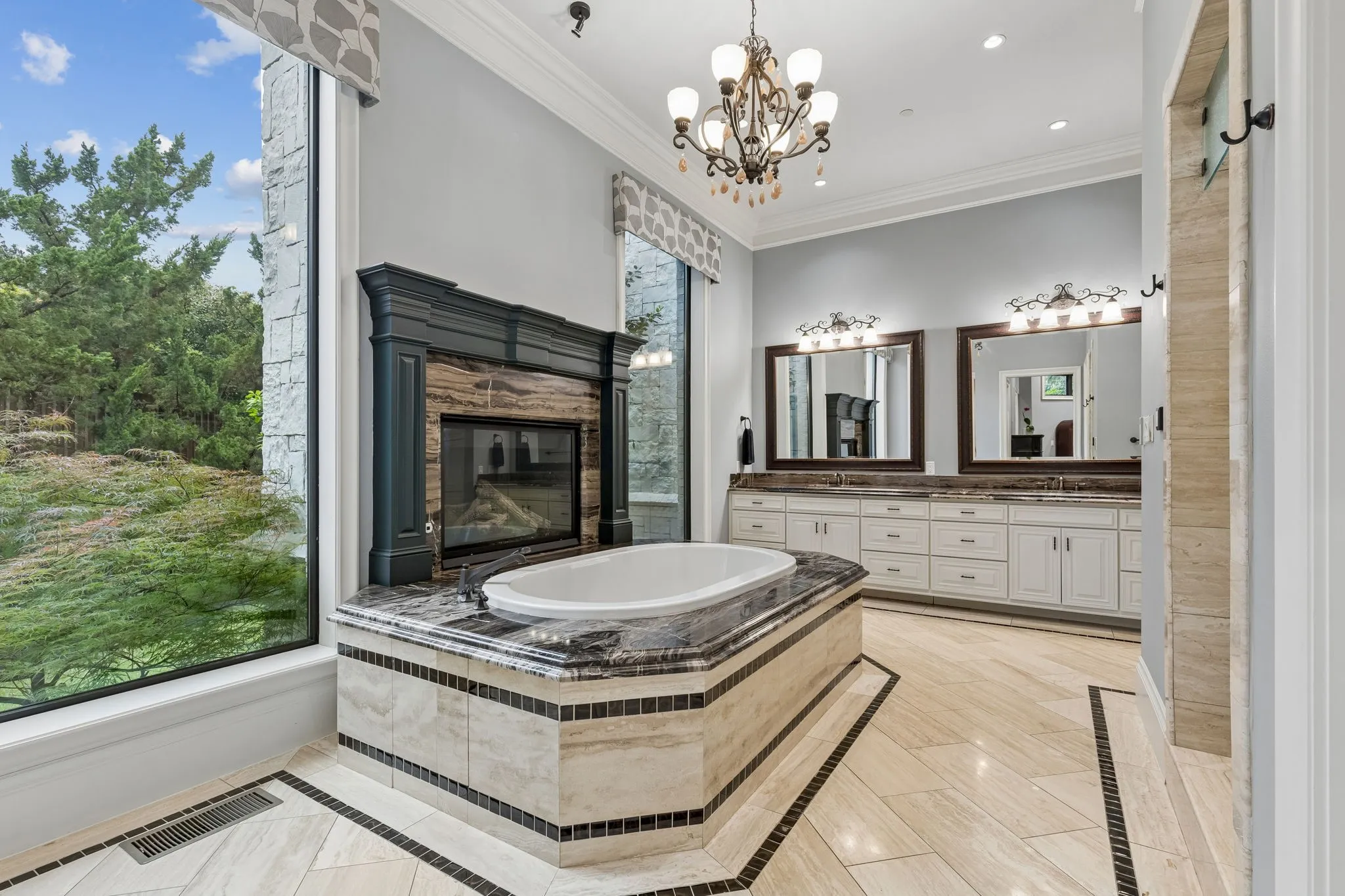 Single Family Residence For Rent in Dallas County , 4511 Watauga Road, Dallas, Texas 75209, 6 Bedrooms, 9 Bathrooms, 4 Garage spaces, 14,131 Sqft, built in 2005, Price $30,000, mls#21354265, Real Estate Agent in Dallas, Homes For Rent in Dallas county, Homes For Rent in Dallas, Realtor in Dallas Texas, Real Estate Brokerage Independent Realty Texas, Luminita Cordes Realtor
