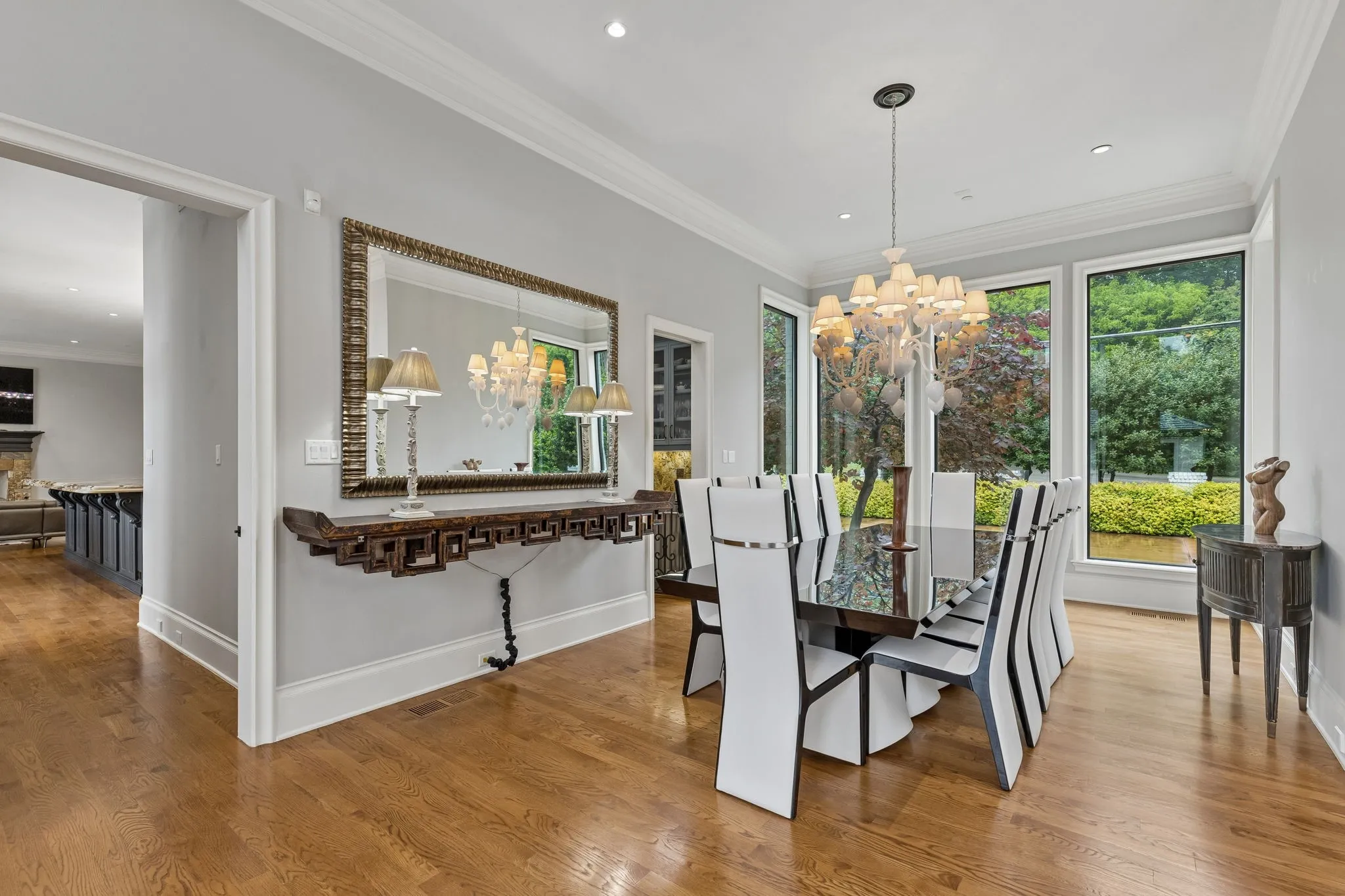 Single Family Residence For Rent in Dallas County , 4511 Watauga Road, Dallas, Texas 75209, 6 Bedrooms, 9 Bathrooms, 4 Garage spaces, 14,131 Sqft, built in 2005, Price $30,000, mls#21354265, Real Estate Agent in Dallas, Homes For Rent in Dallas county, Homes For Rent in Dallas, Realtor in Dallas Texas, Real Estate Brokerage Independent Realty Texas, Luminita Cordes Realtor