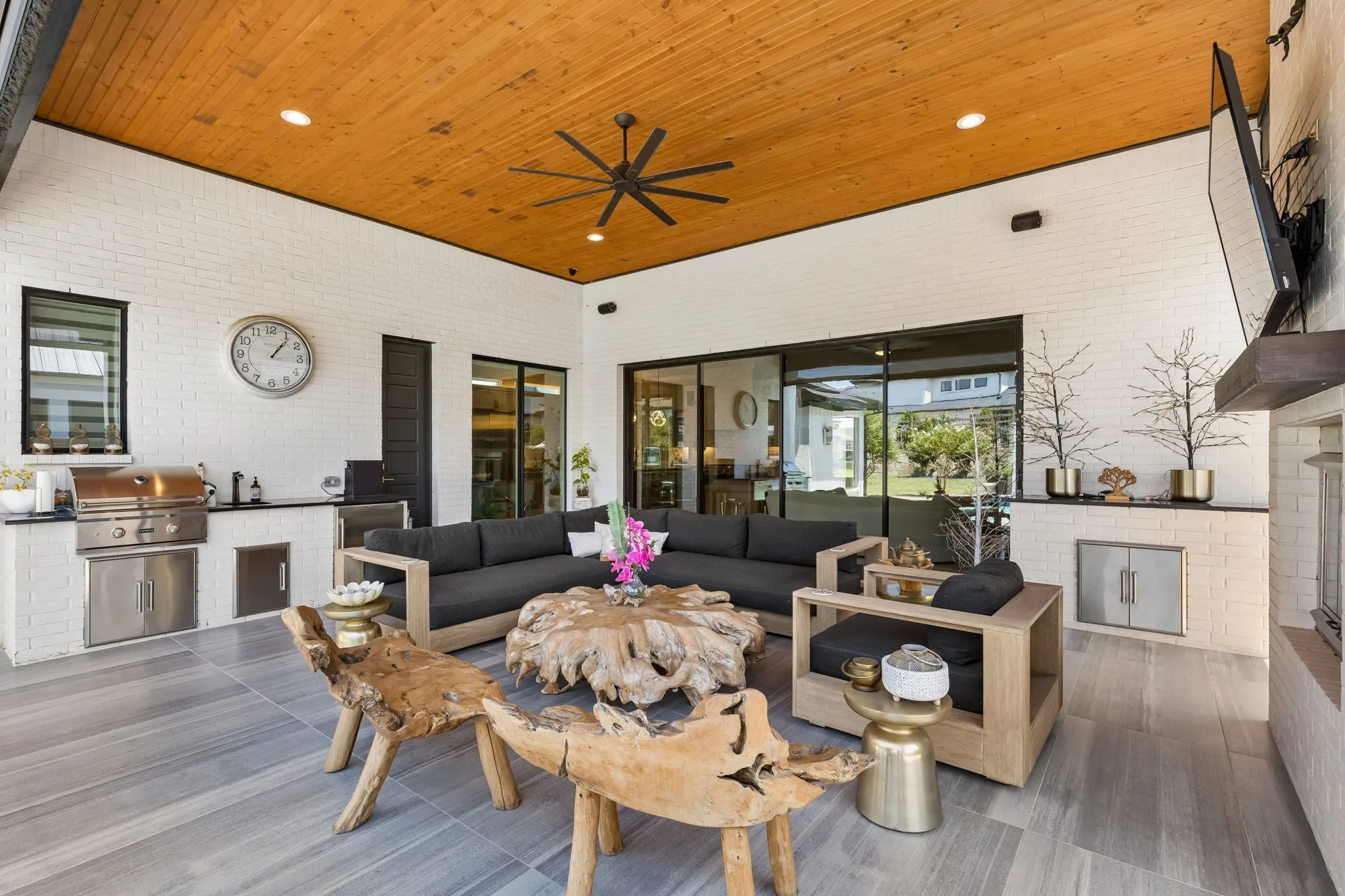 Single Family Residence For Sale in Denton County , 1728 Hidalgo Lane, Frisco, Texas 75034, 5 Bedroom, 6 Bathroom, 3 Garage spaces, 5,468 Sqft, built in 2020, mls#21350081, Real Estate Agent in Frisco, Homes For Sale in Denton county, Homes For Sale in Frisco, Realtor in Frisco Texas, Real Estate Brokerage Independent Realty Texas, Luminita Cordes Realtor