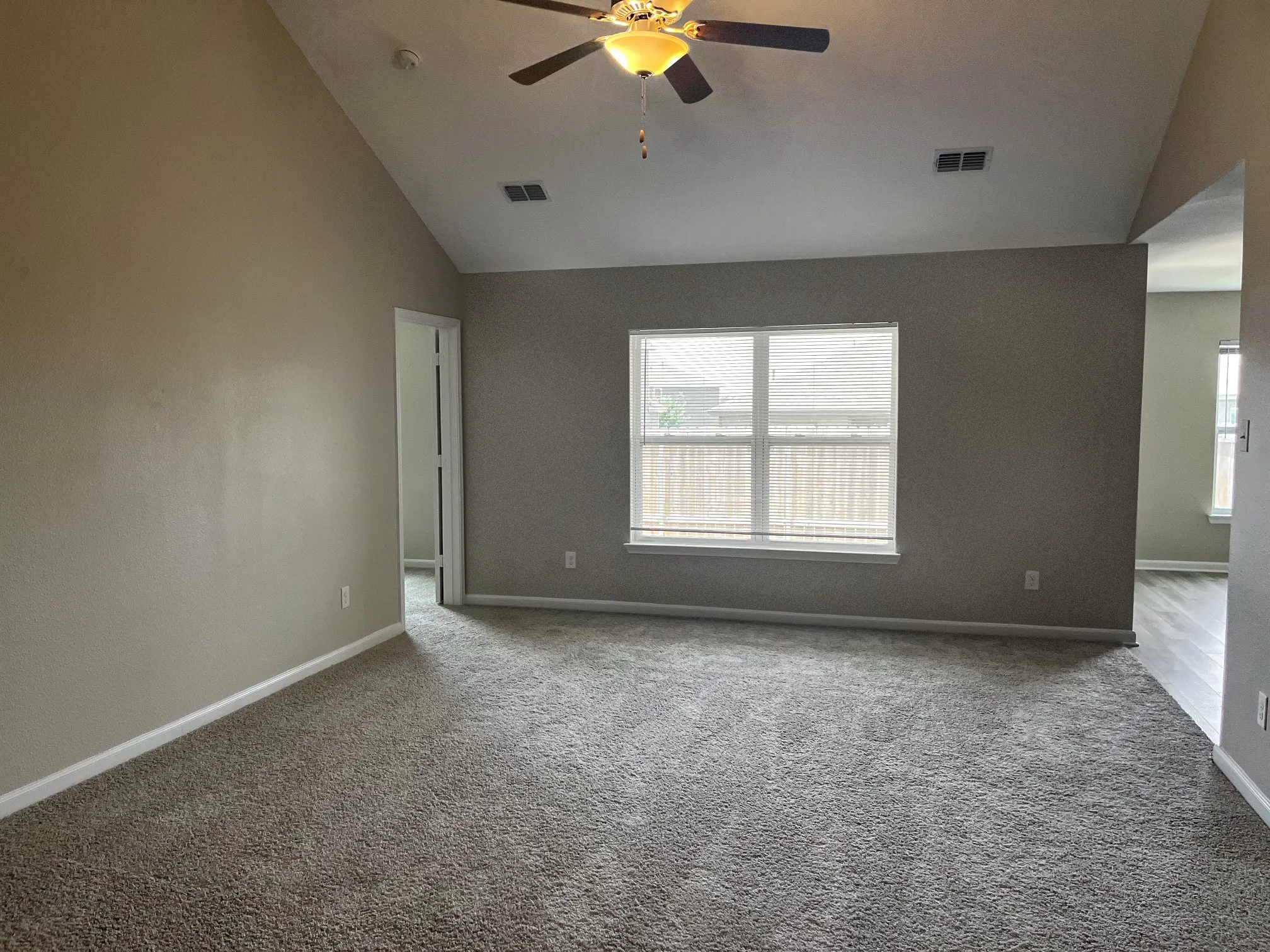 Single Family Residence For Sale in Denton County , 13624 Roosevelt Arch Drive, Ponder, Texas 76259, 4 Bedroom, 2 Bathroom, 2 Garage spaces, 1,596 Sqft, built in 2022, mls#21341089, Real Estate Agent in Ponder, Homes For Sale in Denton county, Homes For Sale in Ponder, Realtor in Ponder Texas, Real Estate Brokerage Independent Realty Texas, Luminita Cordes Realtor