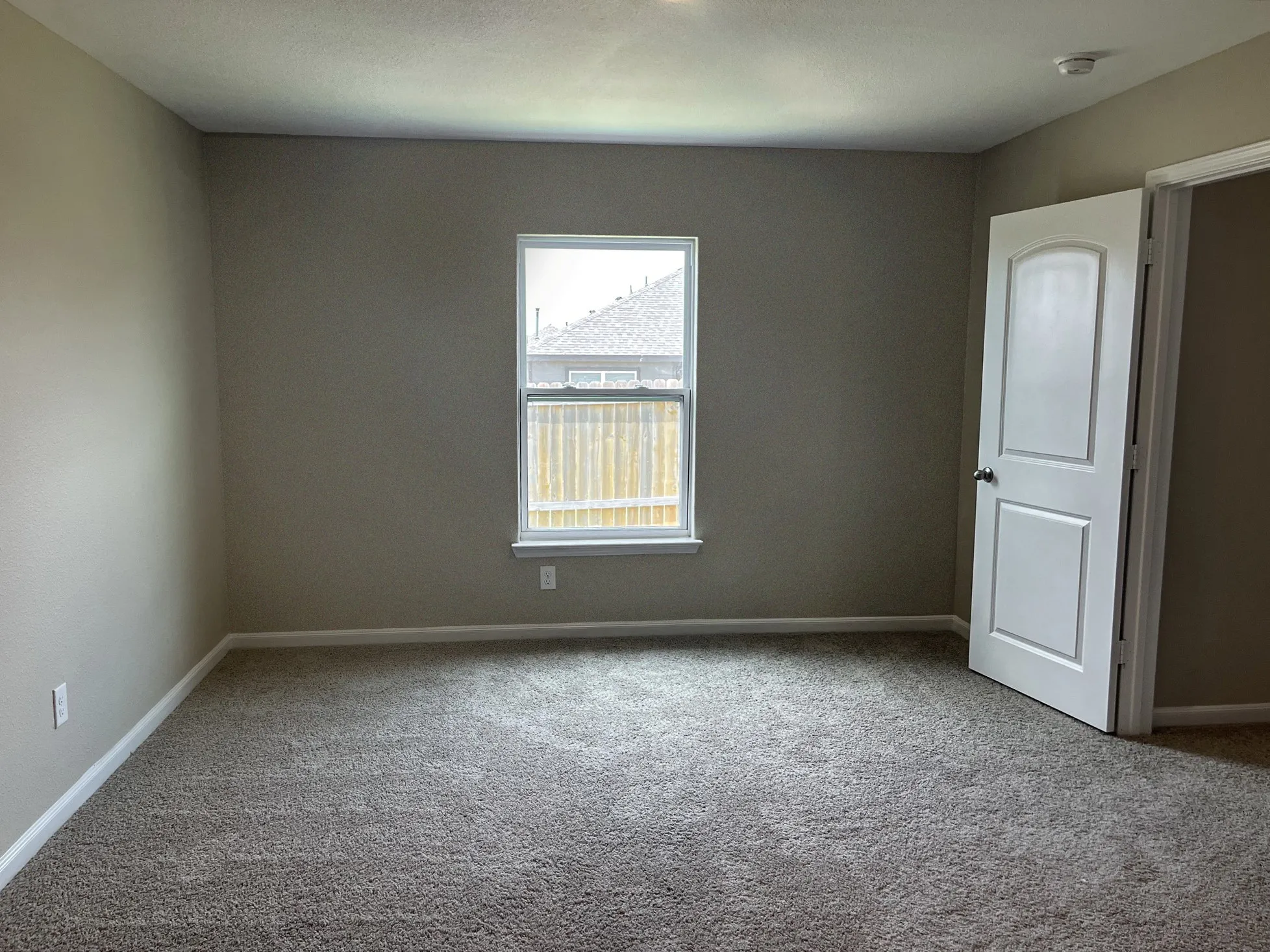 Single Family Residence For Sale in Denton County , 13624 Roosevelt Arch Drive, Ponder, Texas 76259, 4 Bedroom, 2 Bathroom, 2 Garage spaces, 1,596 Sqft, built in 2022, mls#21341089, Real Estate Agent in Ponder, Homes For Sale in Denton county, Homes For Sale in Ponder, Realtor in Ponder Texas, Real Estate Brokerage Independent Realty Texas, Luminita Cordes Realtor