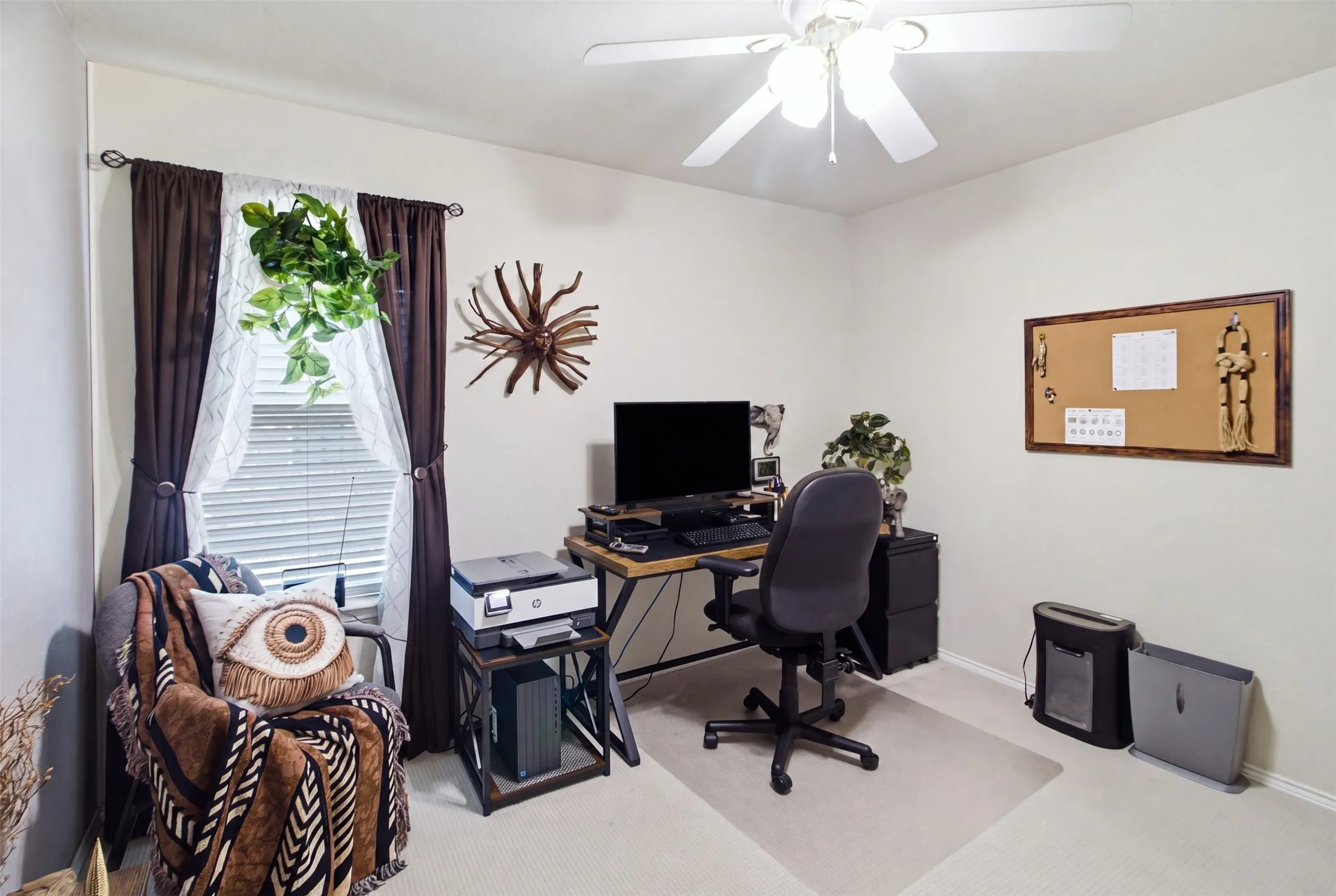 Single Family Residence For Sale in Tarrant County , 8509 Trinity Vista Trail, Fort Worth, Texas 76053, 4 Bedroom, 2 Bathroom, 2 Garage spaces, 2,077 Sqft, built in 2001, mls#21353388, Real Estate Agent in Fort Worth, Homes For Sale in Tarrant county, Homes For Sale in Fort Worth, Realtor in Fort Worth Texas, Real Estate Brokerage Independent Realty Texas, Luminita Cordes Realtor