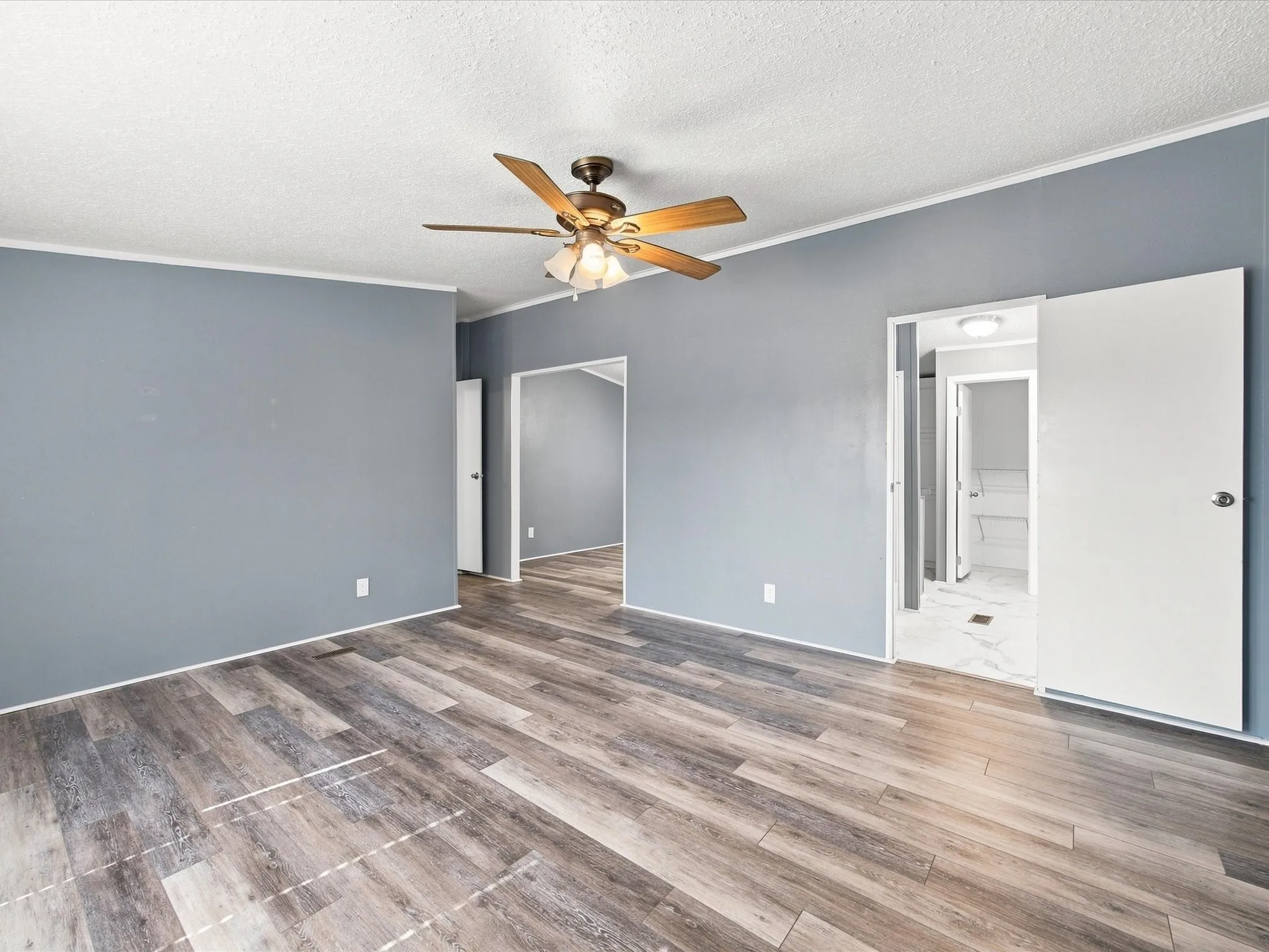 Mobile Home For Sale in Wise County , 1213 Alliance Boulevard, Rhome, Texas 76078, 3 Bedroom, 2 Bathroom, 2 Garage spaces, 1,680 Sqft, built in 1998, mls#21354942, Real Estate Agent in Rhome, Homes For Sale in Wise county, Homes For Sale in Rhome, Realtor in Rhome Texas, Real Estate Brokerage Independent Realty Texas, Luminita Cordes Realtor