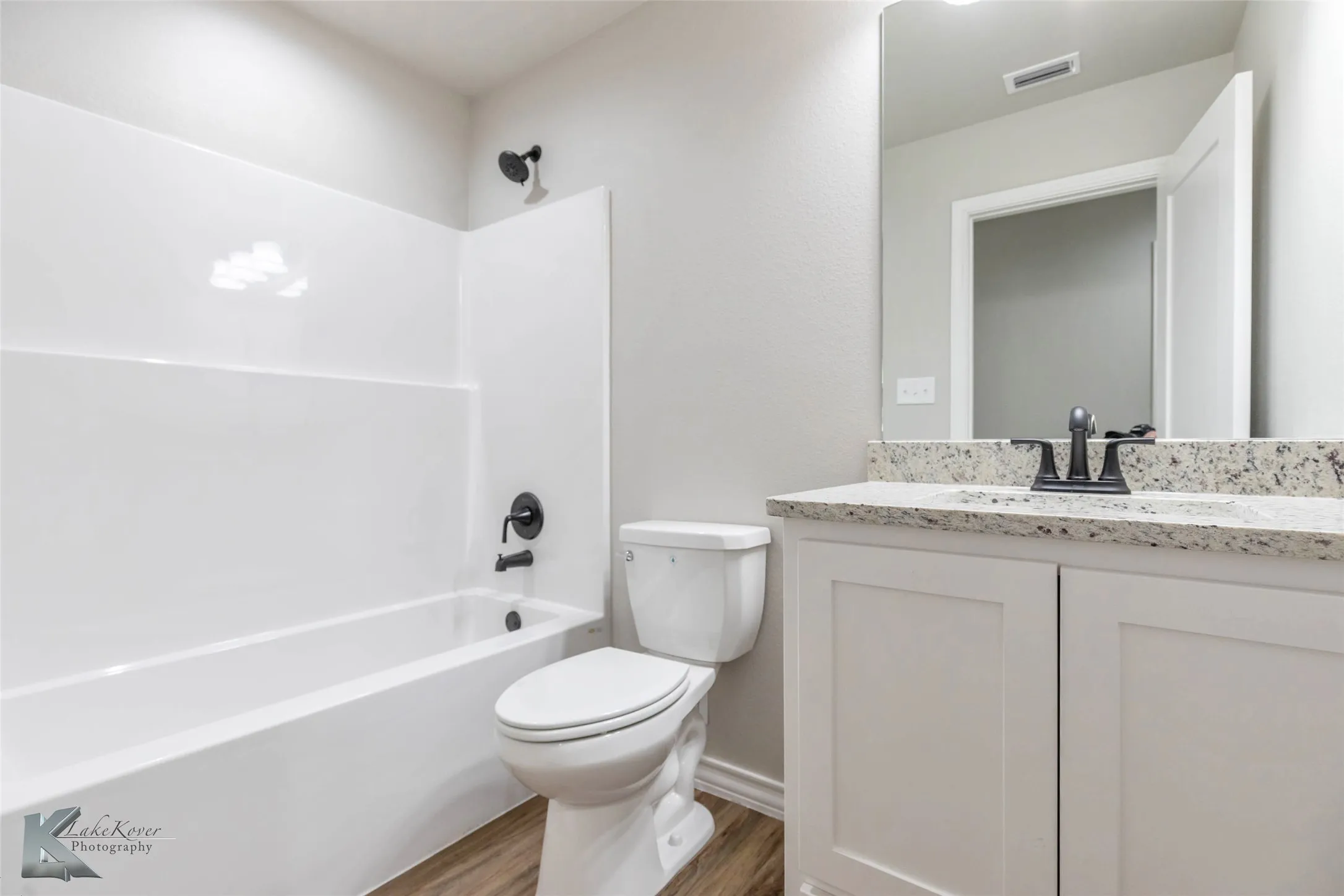 Single Family Residence For Sale in Taylor County , 926 Clinton Street, Abilene, Texas 79603, 3 Bedroom, 2 Bathroom, 1 Garage spaces, 1,250 Sqft, built in 2026, mls#21355380, Real Estate Agent in Abilene, Homes For Sale in Taylor county, Homes For Sale in Abilene, Realtor in Abilene Texas, Real Estate Brokerage Independent Realty Texas, Luminita Cordes Realtor