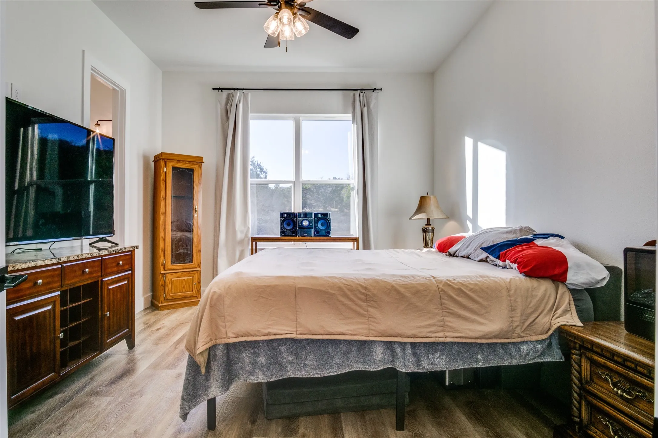 Single Family Residence For Sale in Palo Pinto County , 112 Wooded Acres Drive, Mineral Wells, Texas 76067, 4 Bedroom, 5 Bathroom, 3 Garage spaces, 3,600 Sqft, built in 2022, Price $875,000, mls#21355386, Real Estate Agent in Mineral Wells, Homes For Sale in Palo Pinto county, Homes For Sale in Mineral Wells, Realtor in Mineral Wells Texas, Real Estate Brokerage Independent Realty Texas, Luminita Cordes Realtor