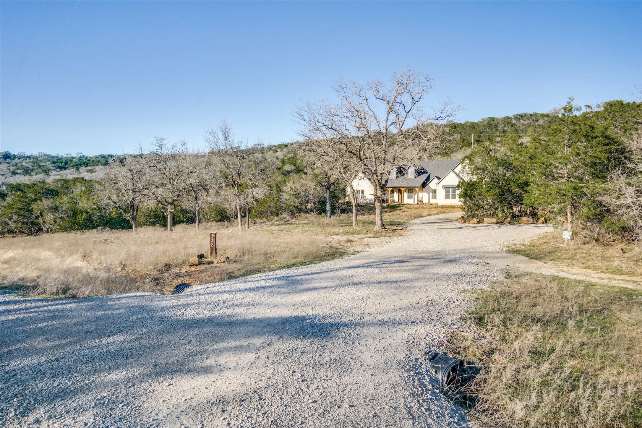Single Family Residence For Sale in Palo Pinto County , 112 Wooded Acres Drive, Mineral Wells, Texas 76067, 4 Bedroom, 5 Bathroom, 3 Garage spaces, 3,600 Sqft, built in 2022, Price $875,000, mls#21355386, Real Estate Agent in Mineral Wells, Homes For Sale in Palo Pinto county, Homes For Sale in Mineral Wells, Realtor in Mineral Wells Texas, Real Estate Brokerage Independent Realty Texas, Luminita Cordes Realtor