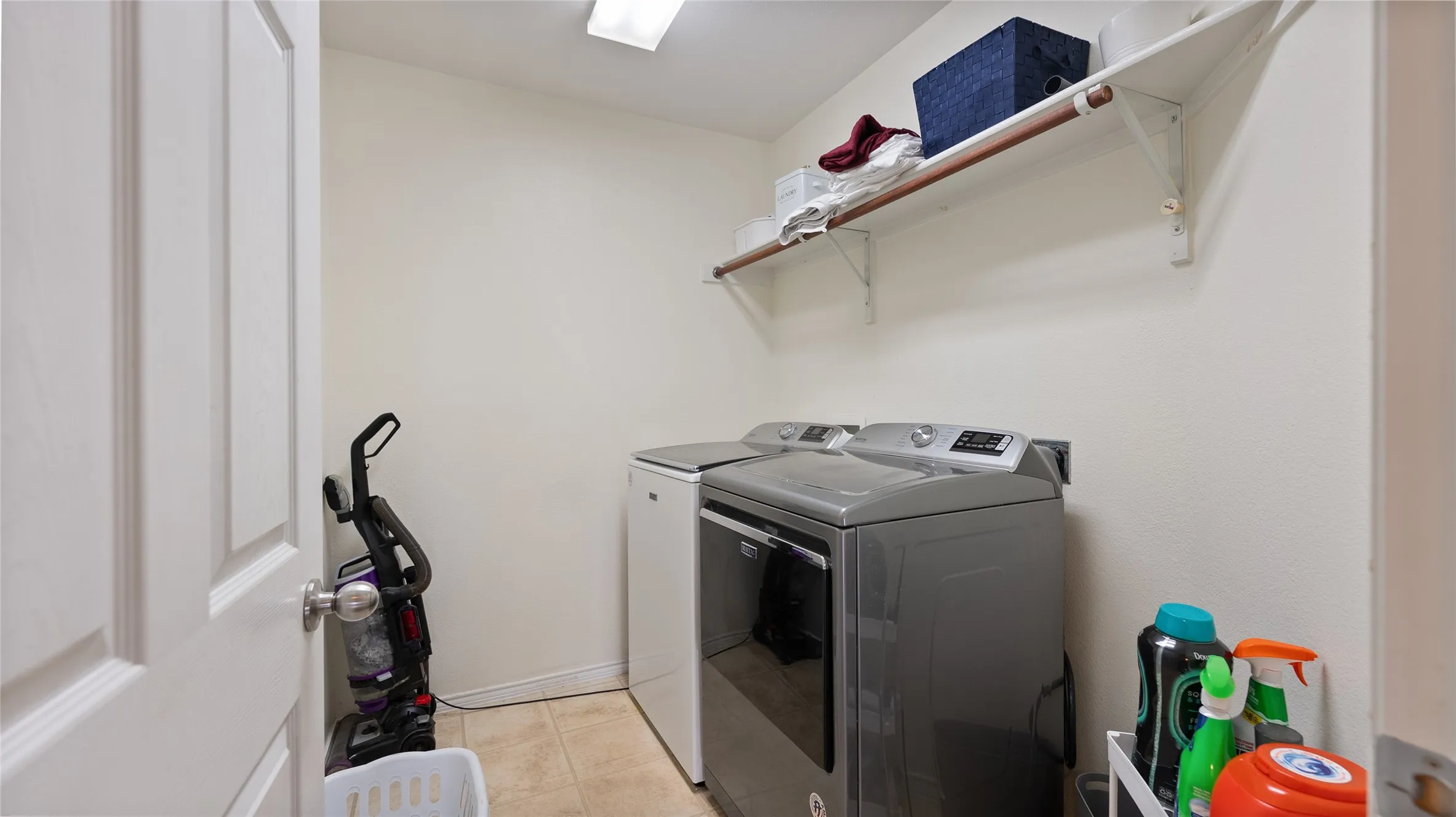 Large Laundry Room
