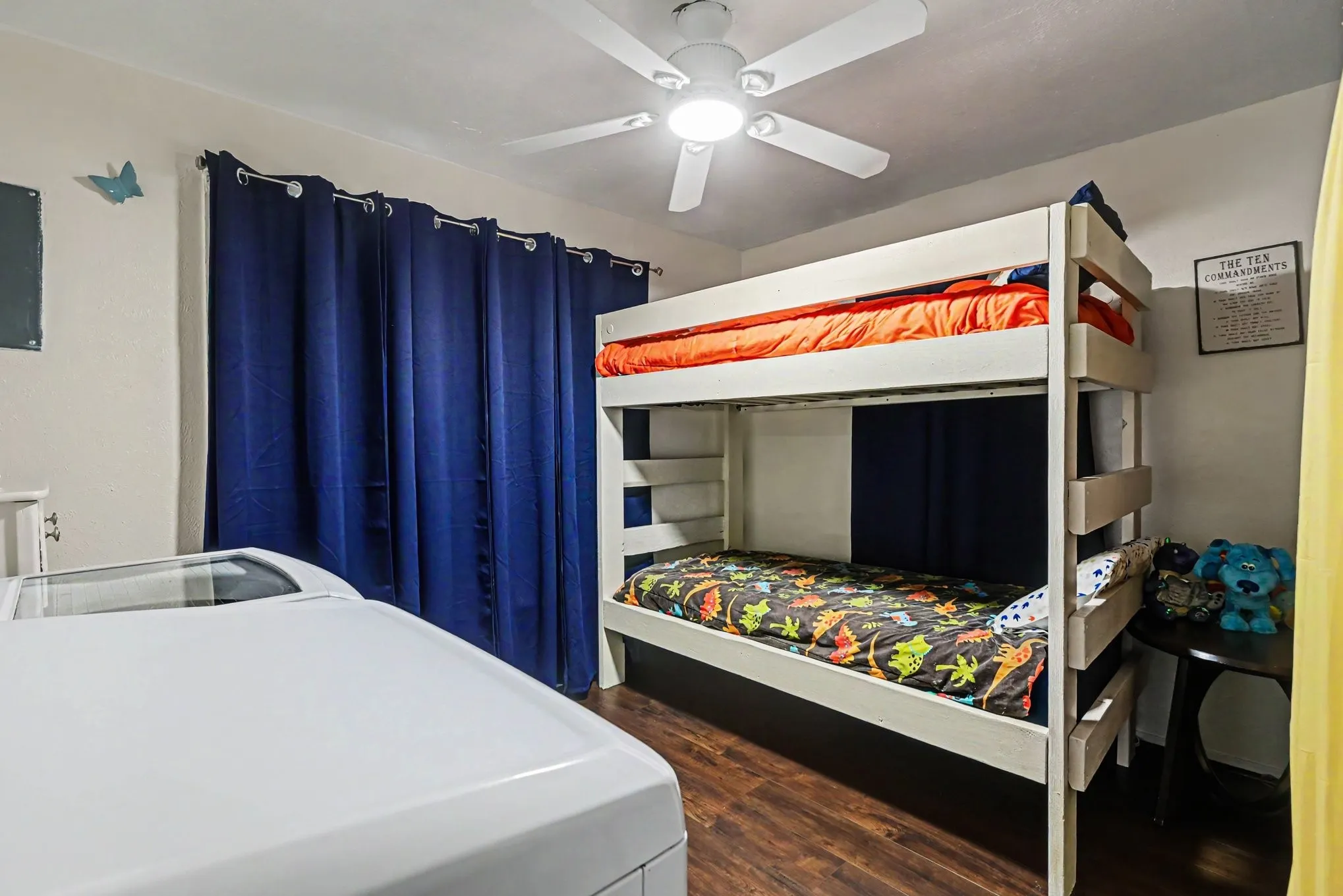 Single Family Residence For Sale in Tarrant County , 5533 Yeary Street, Sansom Park, Texas 76114, 4 Bedroom, 2 Bathroom, 2 Garage spaces, 1,616 Sqft, built in 1945, mls#21355390, Real Estate Agent in Sansom Park, Homes For Sale in Tarrant county, Homes For Sale in Sansom Park, Realtor in Sansom Park Texas, Real Estate Brokerage Independent Realty Texas, Luminita Cordes Realtor