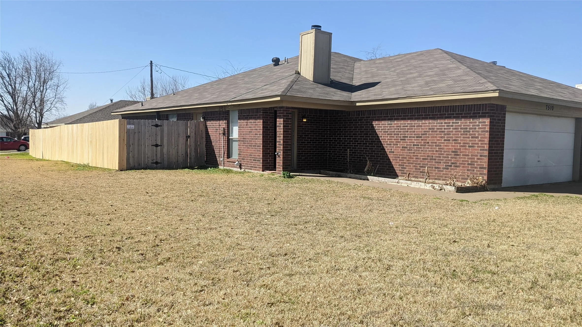 Single Family Residence For Rent in Tarrant County , 7510 Connie Lane, North Richland Hills, Texas 76182, 3 Bedroom, 2 Bathroom, 2 Garage spaces, 1,440 Sqft, built in 1986, mls#21355393, Real Estate Agent in North Richland Hills, Homes For Rent in Tarrant county, Homes For Rent in North Richland Hills, Realtor in North Richland Hills Texas, Real Estate Brokerage Independent Realty Texas, Luminita Cordes Realtor