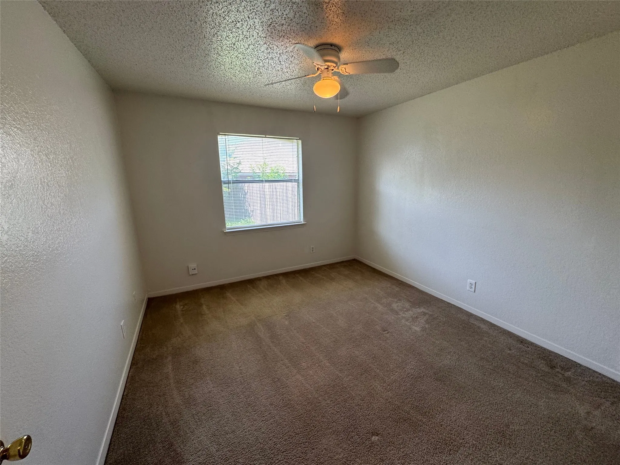Single Family Residence For Rent in Tarrant County , 7510 Connie Lane, North Richland Hills, Texas 76182, 3 Bedroom, 2 Bathroom, 2 Garage spaces, 1,440 Sqft, built in 1986, mls#21355393, Real Estate Agent in North Richland Hills, Homes For Rent in Tarrant county, Homes For Rent in North Richland Hills, Realtor in North Richland Hills Texas, Real Estate Brokerage Independent Realty Texas, Luminita Cordes Realtor