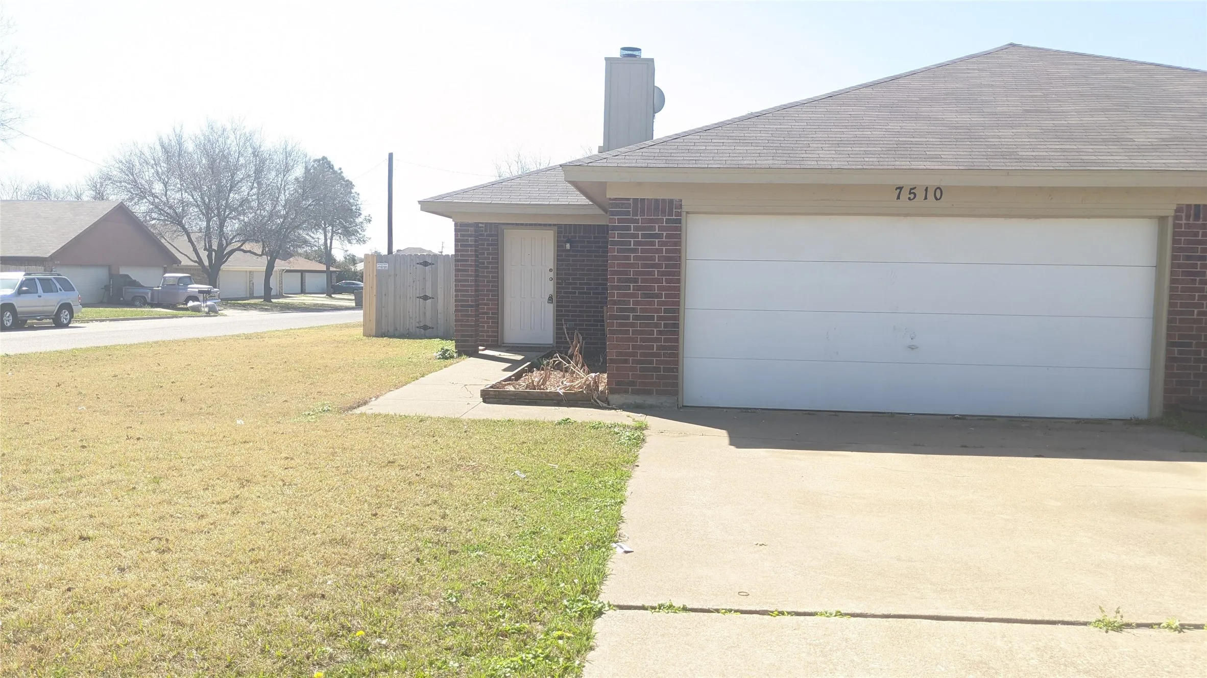 Single Family Residence For Rent in Tarrant County , 7510 Connie Lane, North Richland Hills, Texas 76182, 3 Bedroom, 2 Bathroom, 2 Garage spaces, 1,440 Sqft, built in 1986, mls#21355393, Real Estate Agent in North Richland Hills, Homes For Rent in Tarrant county, Homes For Rent in North Richland Hills, Realtor in North Richland Hills Texas, Real Estate Brokerage Independent Realty Texas, Luminita Cordes Realtor
