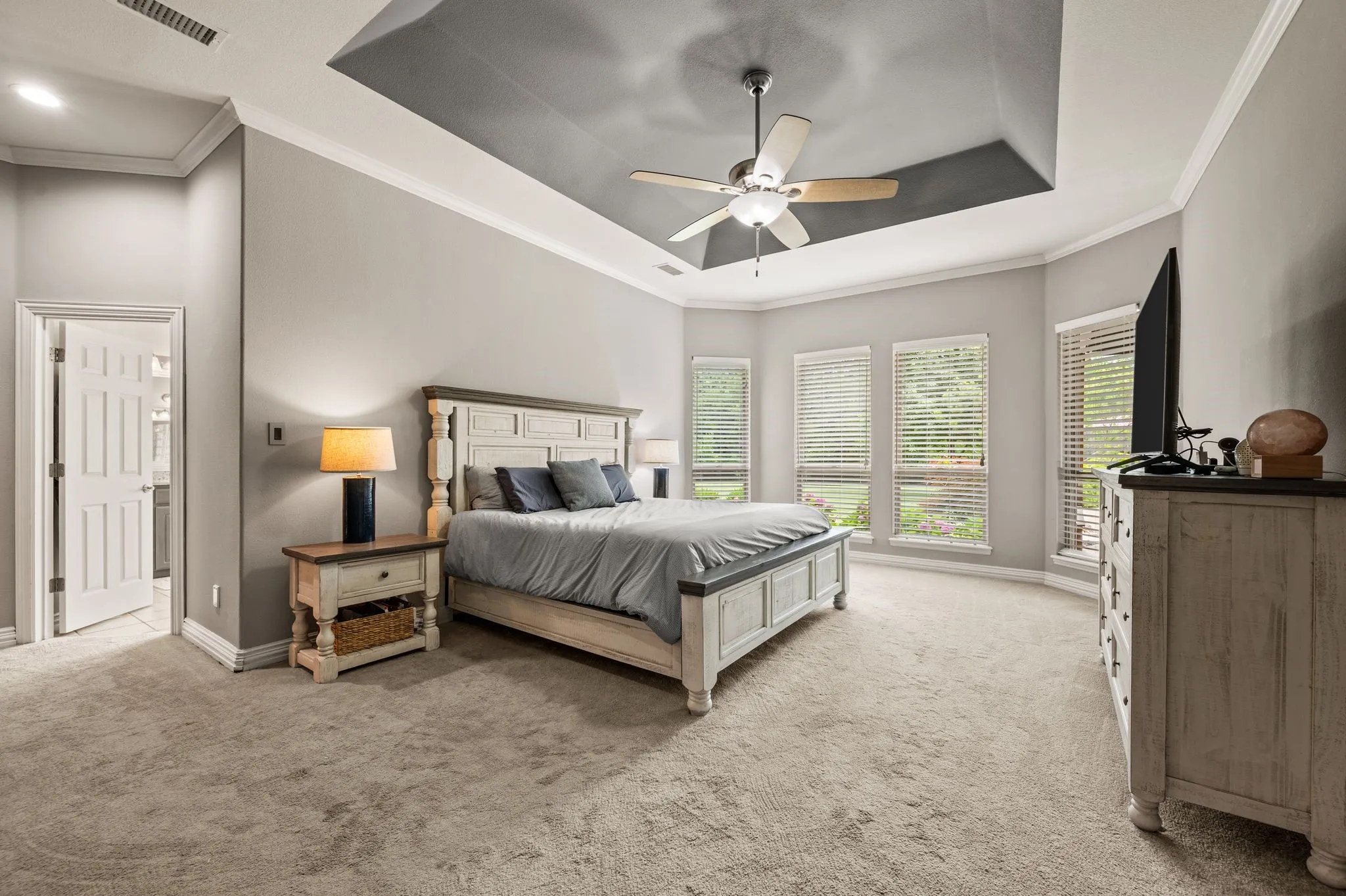 Serene Primary Bedroom