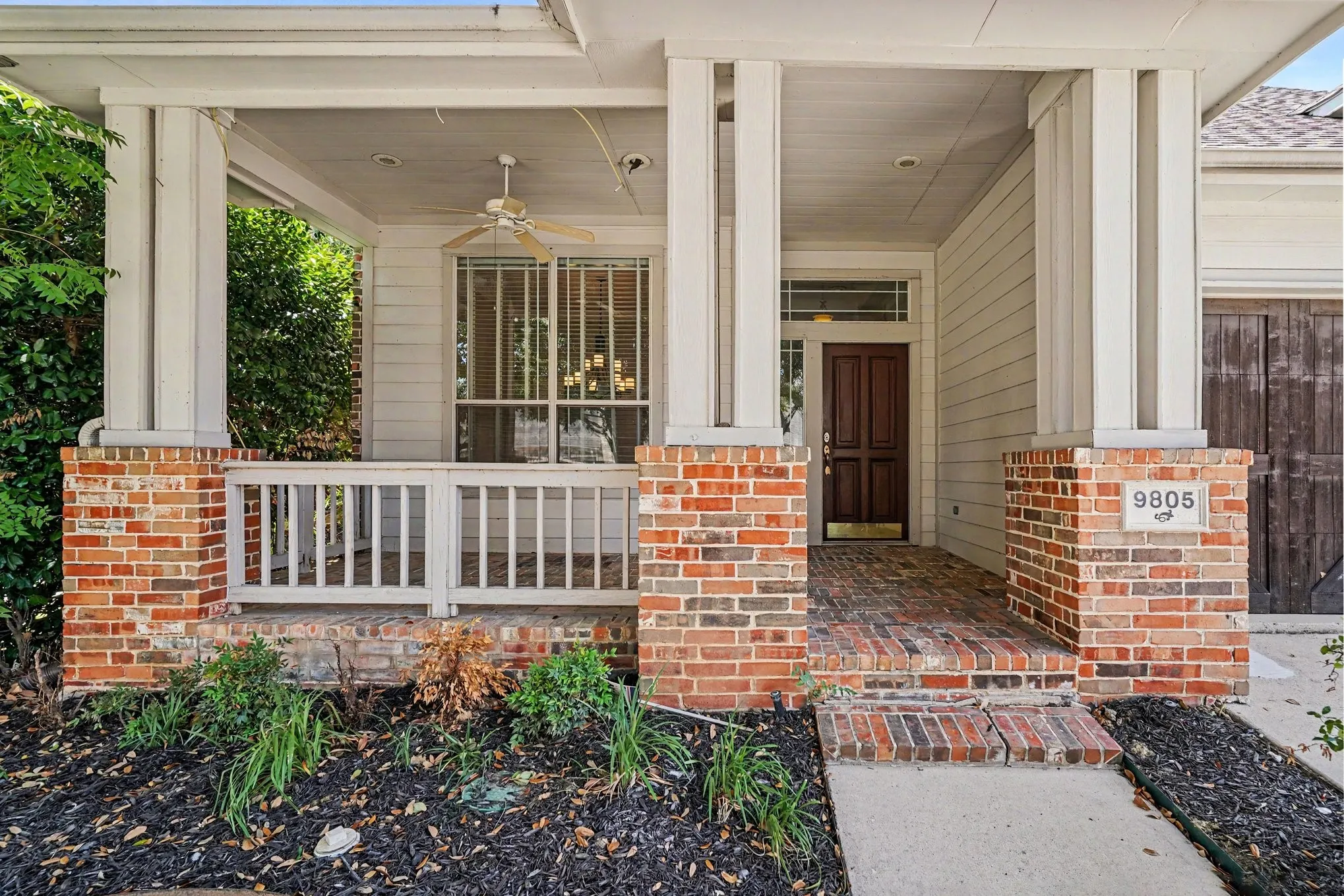 Single Family Residence For Sale in Tarrant County , 9805 Lacey Lane, Fort Worth, Texas 76244, 4 Bedroom, 3 Bathroom, 3 Garage spaces, 2,630 Sqft, built in 2004, mls#21354588, Real Estate Agent in Fort Worth, Homes For Sale in Tarrant county, Homes For Sale in Fort Worth, Realtor in Fort Worth Texas, Real Estate Brokerage Independent Realty Texas, Luminita Cordes Realtor