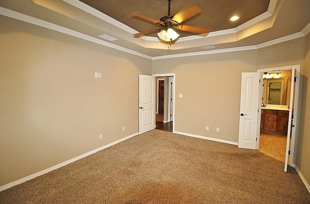 Single Family Residence For Rent in Ellis County , 122 Sierra Drive, Waxahachie, Texas 75167, 3 Bedroom, 2 Bathroom, 2 Garage spaces, 1,697 Sqft, built in 2012, mls#21355422, Real Estate Agent in Waxahachie, Homes For Rent in Ellis county, Homes For Rent in Waxahachie, Realtor in Waxahachie Texas, Real Estate Brokerage Independent Realty Texas, Luminita Cordes Realtor