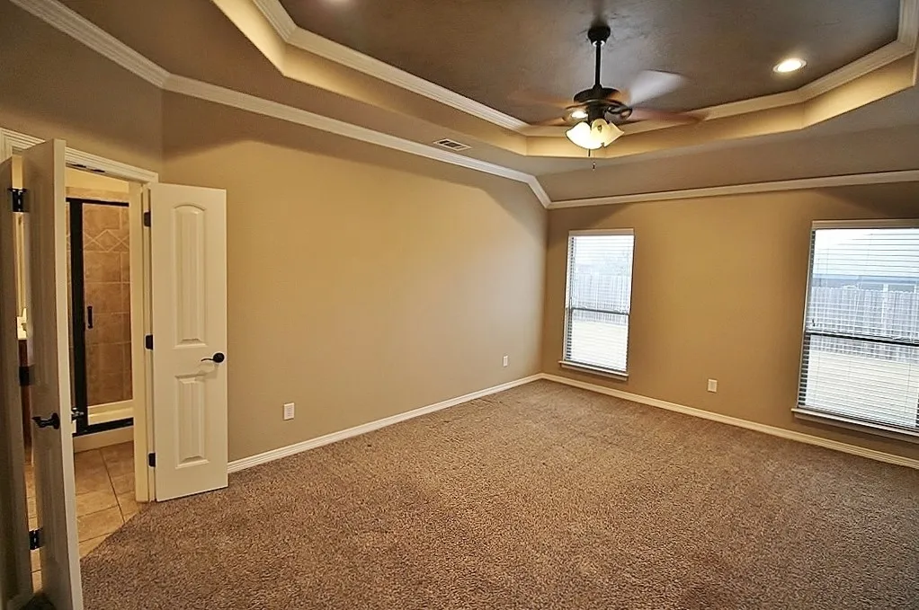 Single Family Residence For Rent in Ellis County , 122 Sierra Drive, Waxahachie, Texas 75167, 3 Bedroom, 2 Bathroom, 2 Garage spaces, 1,697 Sqft, built in 2012, mls#21355422, Real Estate Agent in Waxahachie, Homes For Rent in Ellis county, Homes For Rent in Waxahachie, Realtor in Waxahachie Texas, Real Estate Brokerage Independent Realty Texas, Luminita Cordes Realtor