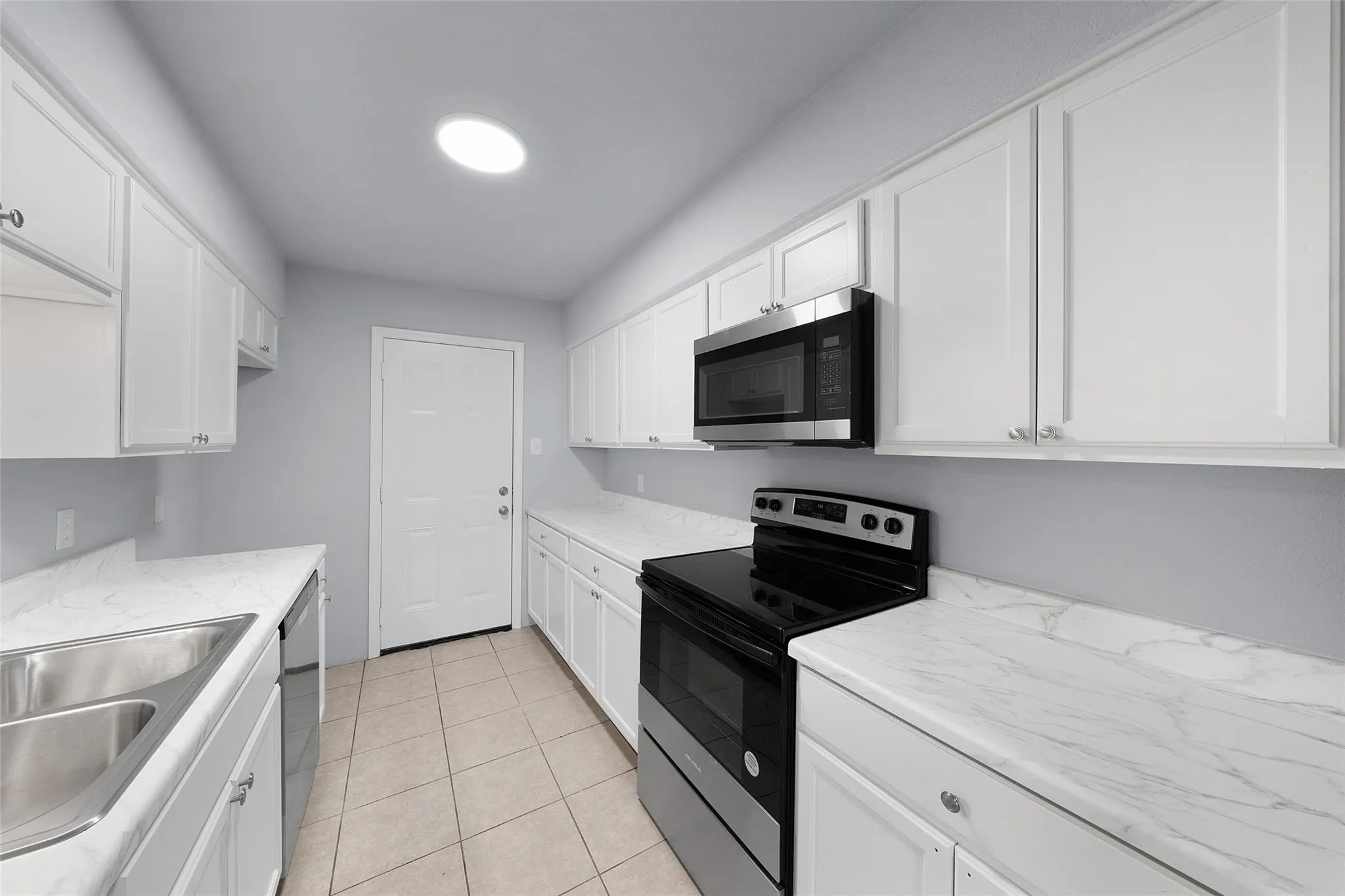Quadruplex For Rent in Hopkins County , 253 Locust Street S 2N, Sulphur Springs, Texas 75482, 2 Bedroom, 1 Bathroom, Garage spaces, 944 Sqft, built in 1965, Price $1,050, mls#21355424, Real Estate Agent in Sulphur Springs, Homes For Rent in Hopkins county, Homes For Rent in Sulphur Springs, Realtor in Sulphur Springs Texas, Real Estate Brokerage Independent Realty Texas, Luminita Cordes Realtor