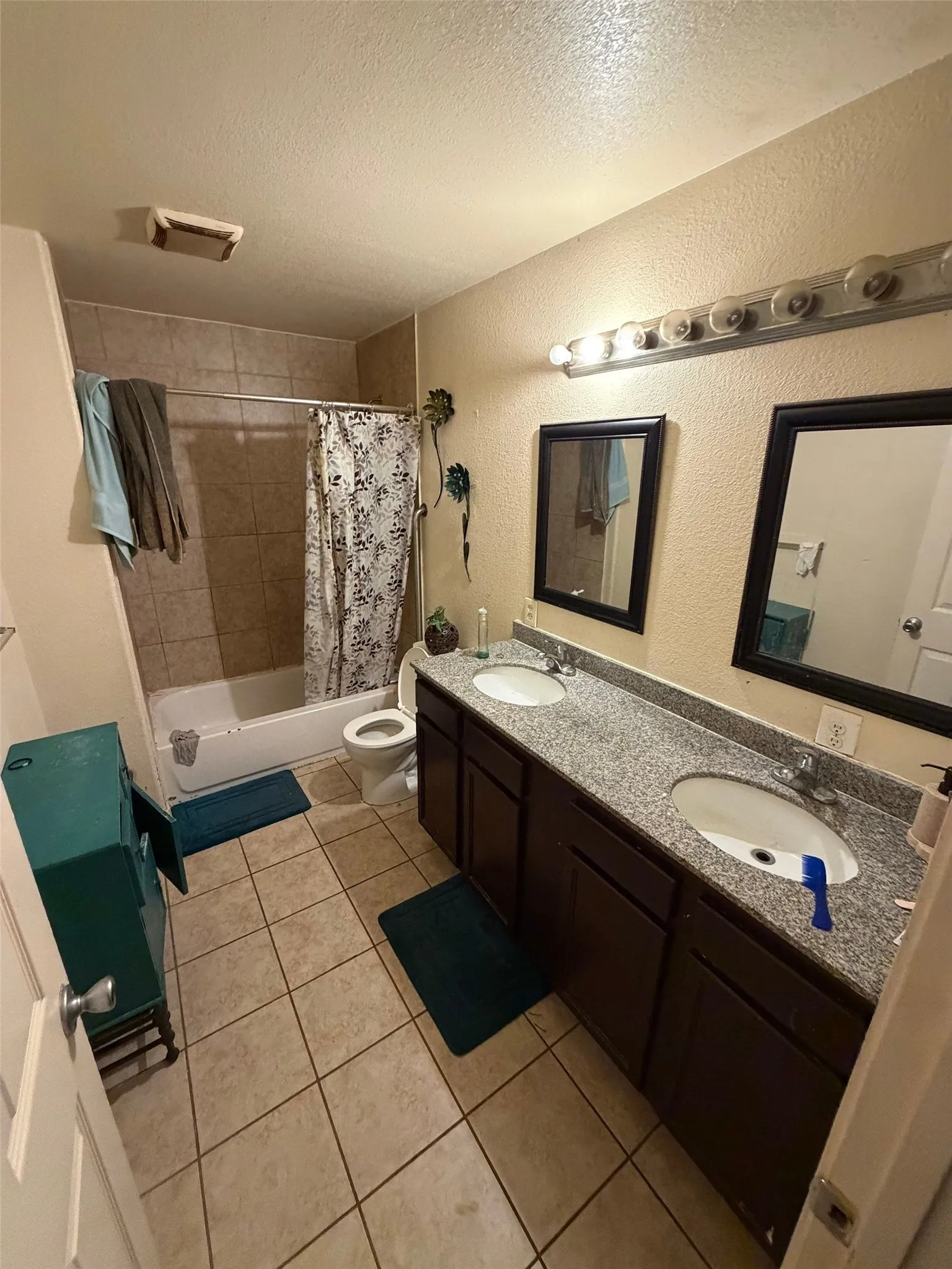 Single Family Residence For Sale in Dallas County , 345 Old Mill Court, Dallas, Texas 75217, 3 Bedroom, 2 Bathroom, 2 Garage spaces, 1,492 Sqft, built in 1961, mls#21355370, Real Estate Agent in Dallas, Homes For Sale in Dallas county, Homes For Sale in Dallas, Realtor in Dallas Texas, Real Estate Brokerage Independent Realty Texas, Luminita Cordes Realtor