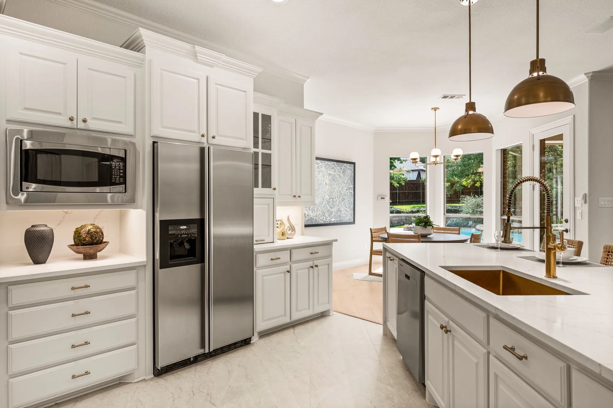 Single Family Residence For Sale in Tarrant County , 205 Raintree Court, Colleyville, Texas 76034, 5 Bedroom, 6 Bathroom, 4 Garage spaces, 5,143 Sqft, built in 2004, mls#21344881, Real Estate Agent in Colleyville, Homes For Sale in Tarrant county, Homes For Sale in Colleyville, Realtor in Colleyville Texas, Real Estate Brokerage Independent Realty Texas, Luminita Cordes Realtor