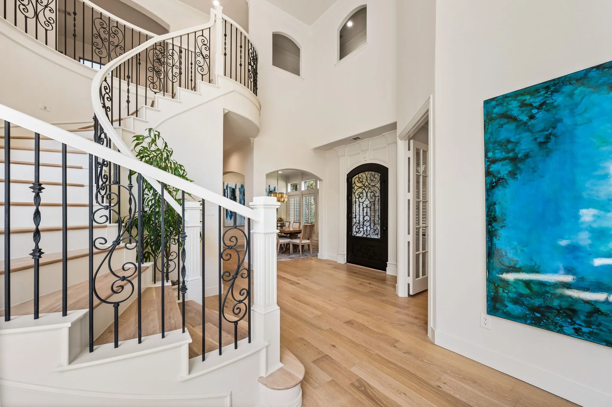 Single Family Residence For Sale in Tarrant County , 205 Raintree Court, Colleyville, Texas 76034, 5 Bedroom, 6 Bathroom, 4 Garage spaces, 5,143 Sqft, built in 2004, mls#21344881, Real Estate Agent in Colleyville, Homes For Sale in Tarrant county, Homes For Sale in Colleyville, Realtor in Colleyville Texas, Real Estate Brokerage Independent Realty Texas, Luminita Cordes Realtor