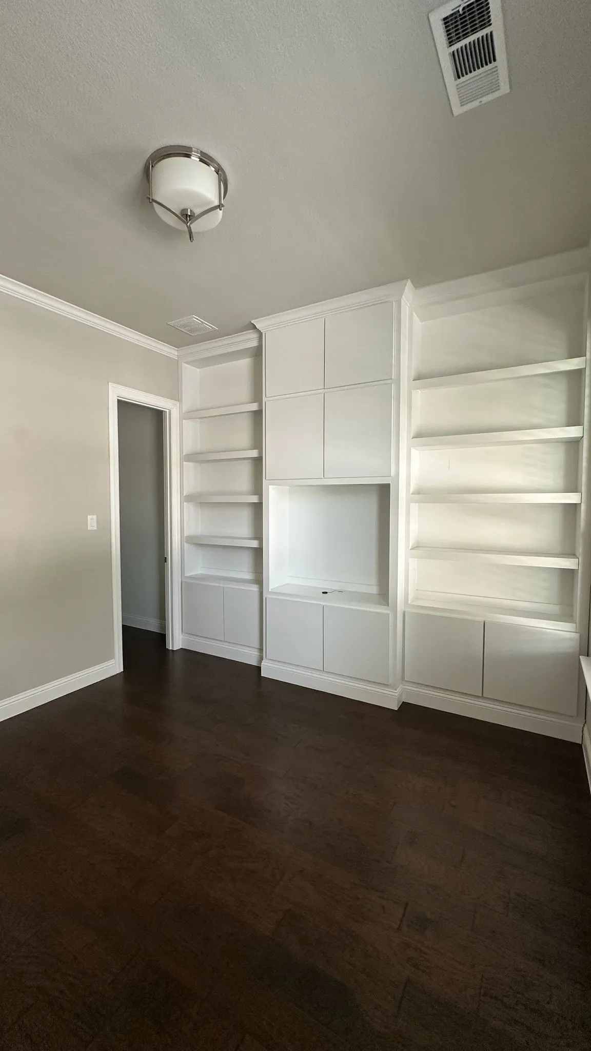 Single Family Residence For Rent in Collin County , 8533 Pine Valley Drive, Mc Kinney, Texas 75070, 4 Bedroom, 4 Bathroom, 3 Garage spaces, 3,461 Sqft, built in 2017, Price $3,600, mls#21354216, Real Estate Agent in Mc Kinney, Homes For Rent in Collin county, Homes For Rent in Mc Kinney, Realtor in Mc Kinney Texas, Real Estate Brokerage Independent Realty Texas, Luminita Cordes Realtor