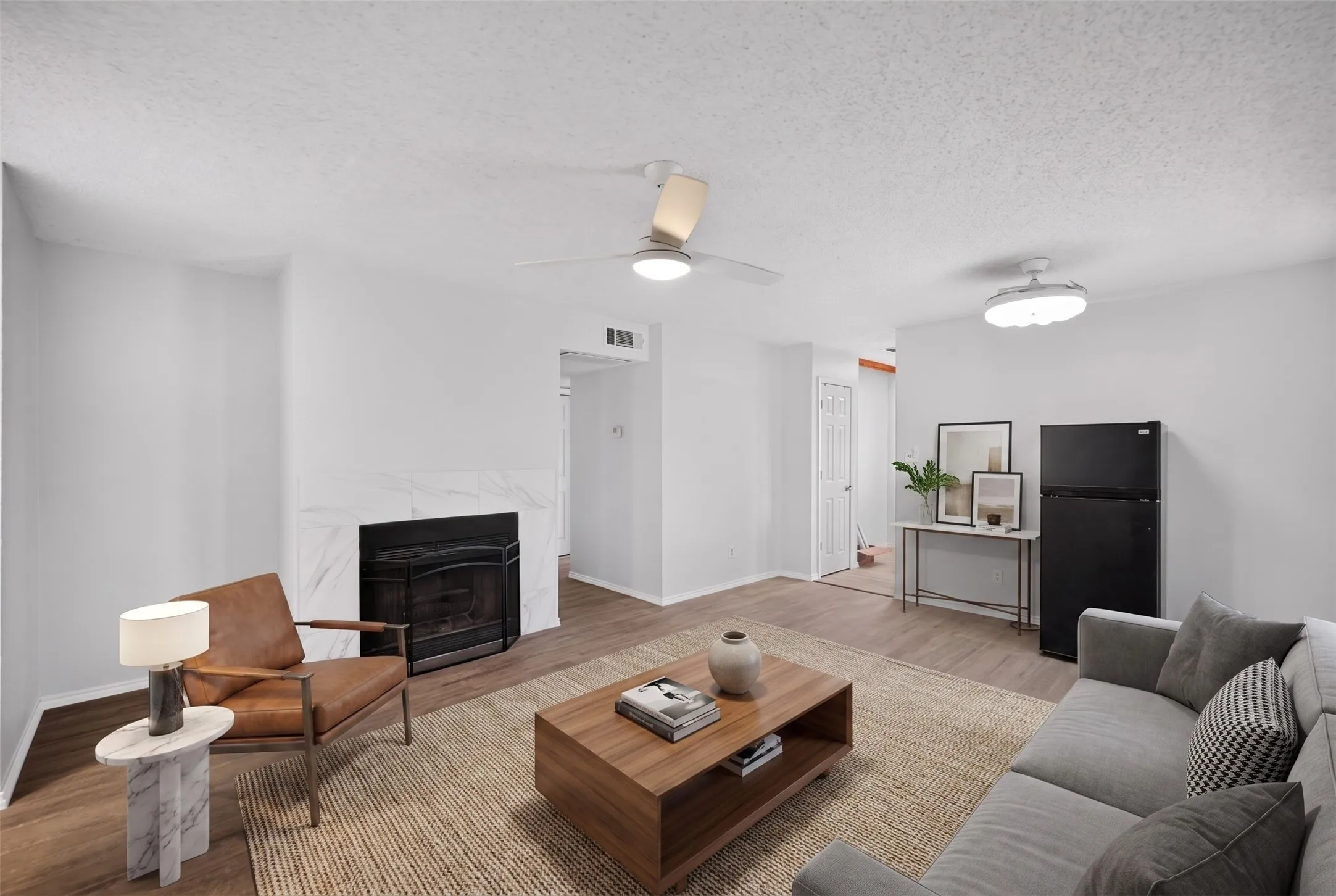 Single Family Residence For Rent in Dallas County , 2111 E Beltline Road, Richardson, Texas 75081, 2 Bedroom, 1 Bathroom, Garage spaces, 908 Sqft, built in 1982, mls#21352031, Real Estate Agent in Richardson, Homes For Rent in Dallas county, Homes For Rent in Richardson, Realtor in Richardson Texas, Real Estate Brokerage Independent Realty Texas, Luminita Cordes Realtor