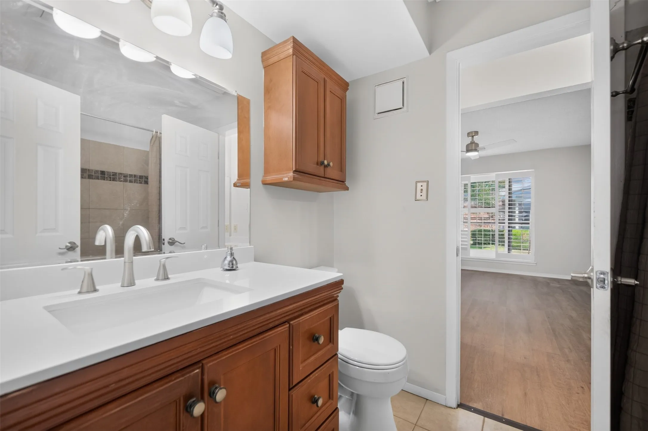 Single Family Residence For Rent in Dallas County , 2111 E Beltline Road, Richardson, Texas 75081, 2 Bedroom, 1 Bathroom, Garage spaces, 908 Sqft, built in 1982, mls#21352031, Real Estate Agent in Richardson, Homes For Rent in Dallas county, Homes For Rent in Richardson, Realtor in Richardson Texas, Real Estate Brokerage Independent Realty Texas, Luminita Cordes Realtor