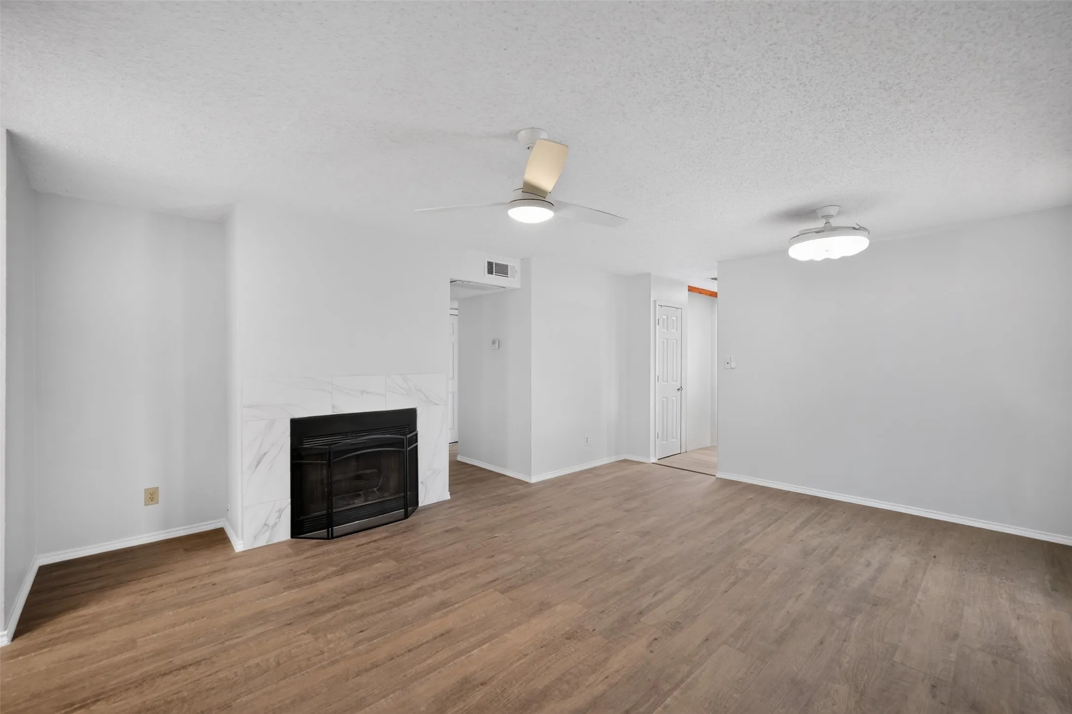 Single Family Residence For Rent in Dallas County , 2111 E Beltline Road, Richardson, Texas 75081, 2 Bedroom, 1 Bathroom, Garage spaces, 908 Sqft, built in 1982, mls#21352031, Real Estate Agent in Richardson, Homes For Rent in Dallas county, Homes For Rent in Richardson, Realtor in Richardson Texas, Real Estate Brokerage Independent Realty Texas, Luminita Cordes Realtor