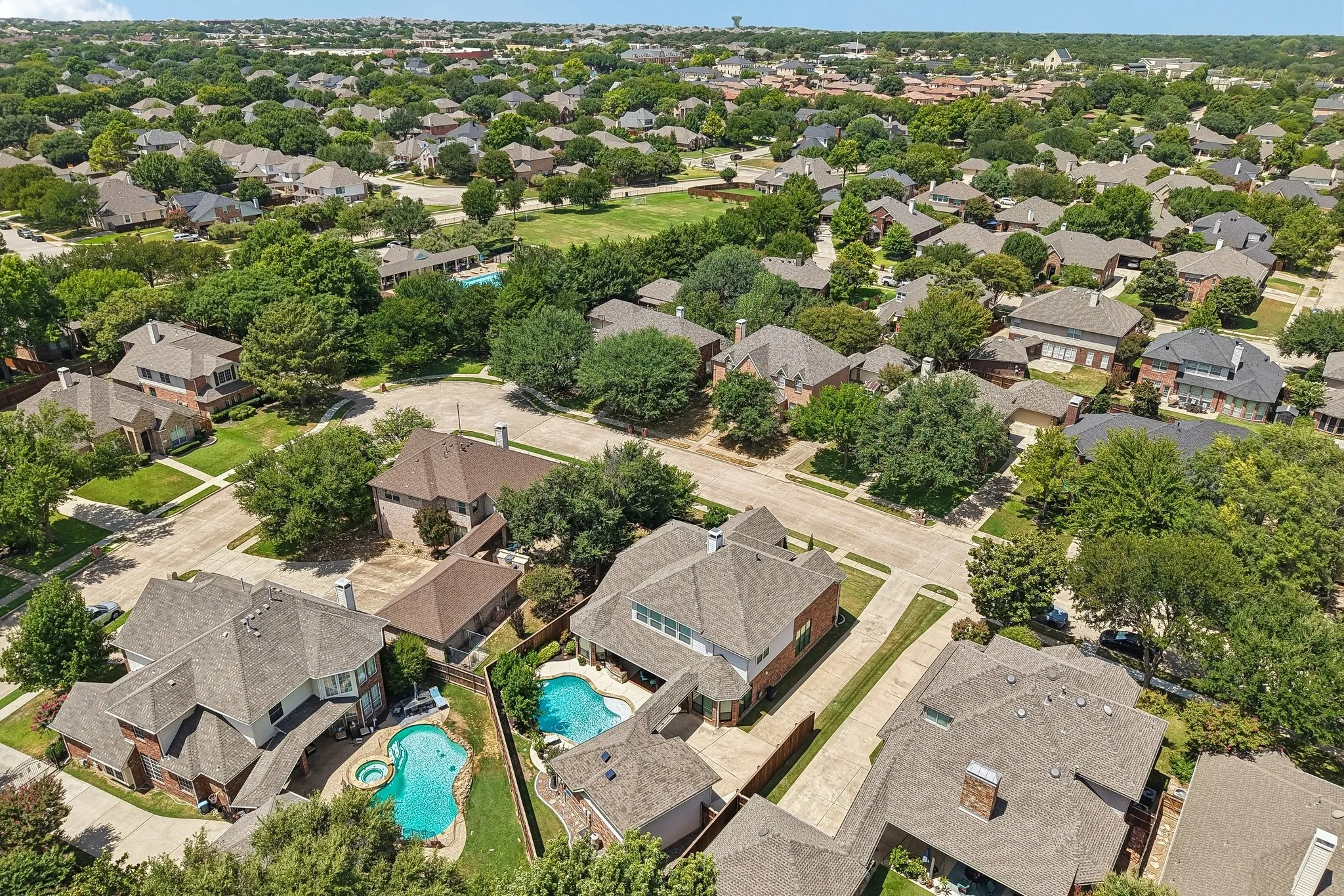 Single Family Residence For Sale in Tarrant County , 1810 Windsong Circle, Keller, Texas 76248, 4 Bedroom, 4 Bathroom, 2 Garage spaces, 3,868 Sqft, built in 1998, mls#21355245, Real Estate Agent in Keller, Homes For Sale in Tarrant county, Homes For Sale in Keller, Realtor in Keller Texas, Real Estate Brokerage Independent Realty Texas, Luminita Cordes Realtor