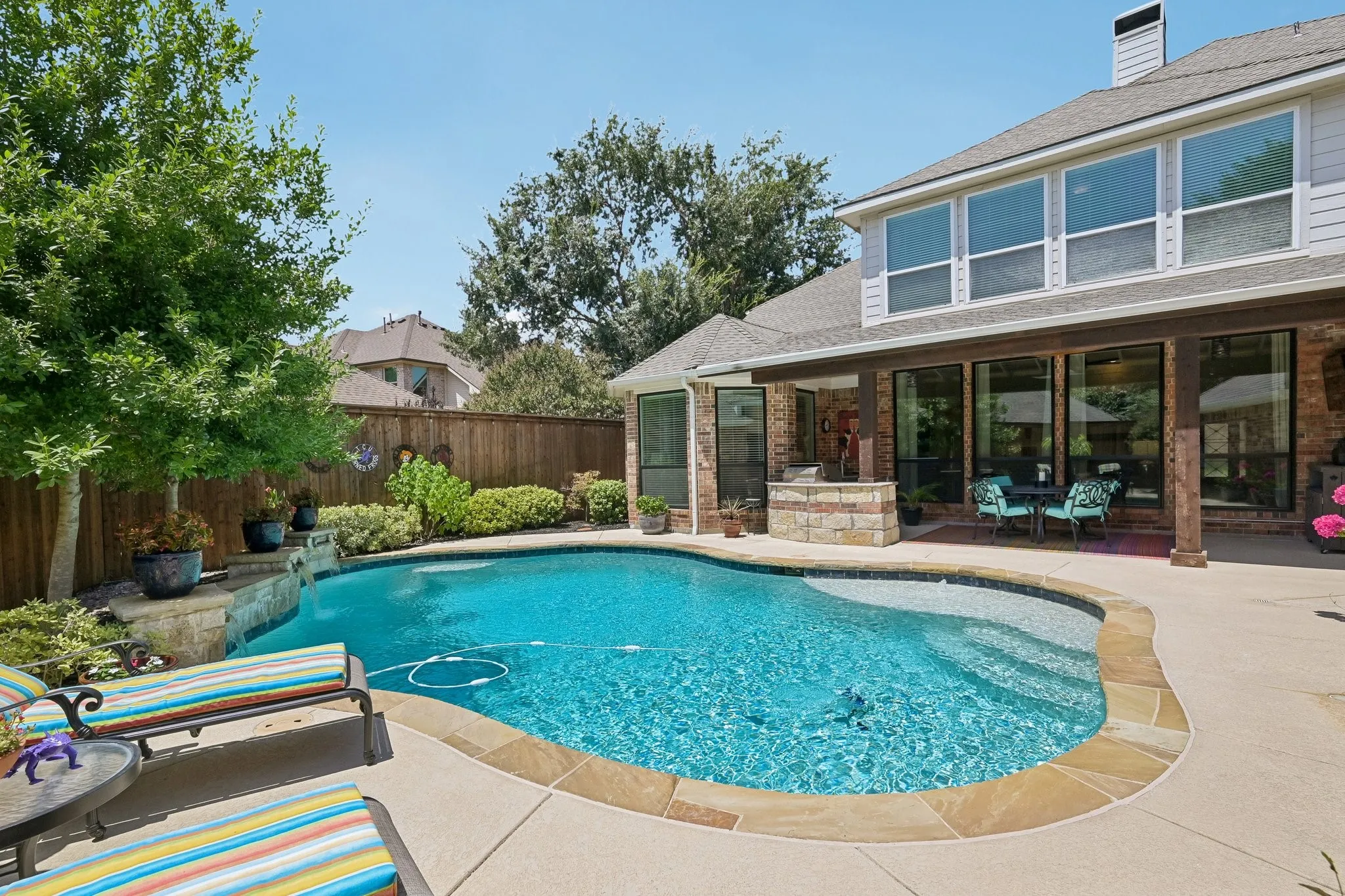 Single Family Residence For Sale in Tarrant County , 1810 Windsong Circle, Keller, Texas 76248, 4 Bedroom, 4 Bathroom, 2 Garage spaces, 3,868 Sqft, built in 1998, mls#21355245, Real Estate Agent in Keller, Homes For Sale in Tarrant county, Homes For Sale in Keller, Realtor in Keller Texas, Real Estate Brokerage Independent Realty Texas, Luminita Cordes Realtor