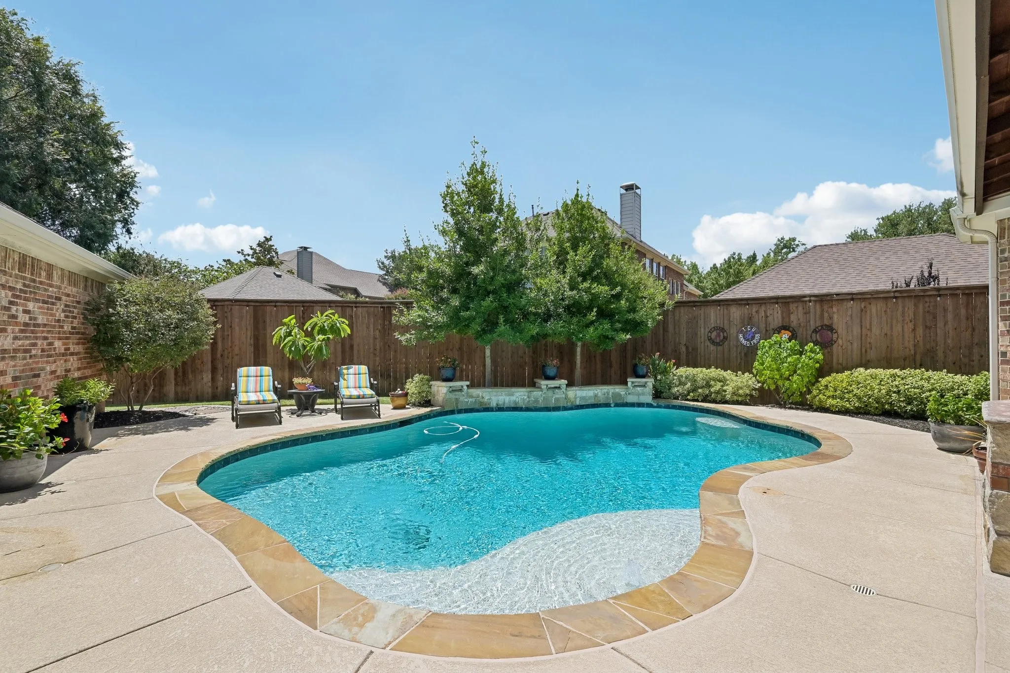 Single Family Residence For Sale in Tarrant County , 1810 Windsong Circle, Keller, Texas 76248, 4 Bedroom, 4 Bathroom, 2 Garage spaces, 3,868 Sqft, built in 1998, mls#21355245, Real Estate Agent in Keller, Homes For Sale in Tarrant county, Homes For Sale in Keller, Realtor in Keller Texas, Real Estate Brokerage Independent Realty Texas, Luminita Cordes Realtor
