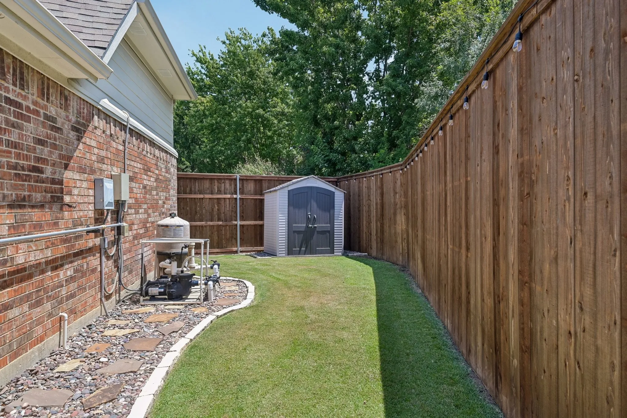 Single Family Residence For Sale in Tarrant County , 1810 Windsong Circle, Keller, Texas 76248, 4 Bedroom, 4 Bathroom, 2 Garage spaces, 3,868 Sqft, built in 1998, mls#21355245, Real Estate Agent in Keller, Homes For Sale in Tarrant county, Homes For Sale in Keller, Realtor in Keller Texas, Real Estate Brokerage Independent Realty Texas, Luminita Cordes Realtor