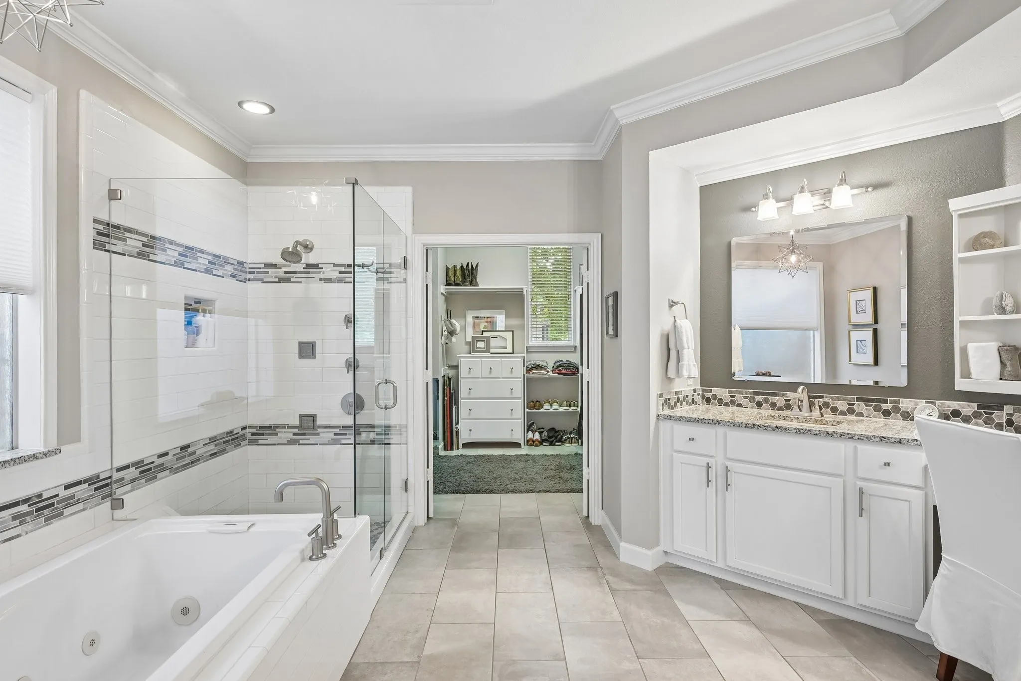 Single Family Residence For Sale in Tarrant County , 1810 Windsong Circle, Keller, Texas 76248, 4 Bedroom, 4 Bathroom, 2 Garage spaces, 3,868 Sqft, built in 1998, mls#21355245, Real Estate Agent in Keller, Homes For Sale in Tarrant county, Homes For Sale in Keller, Realtor in Keller Texas, Real Estate Brokerage Independent Realty Texas, Luminita Cordes Realtor