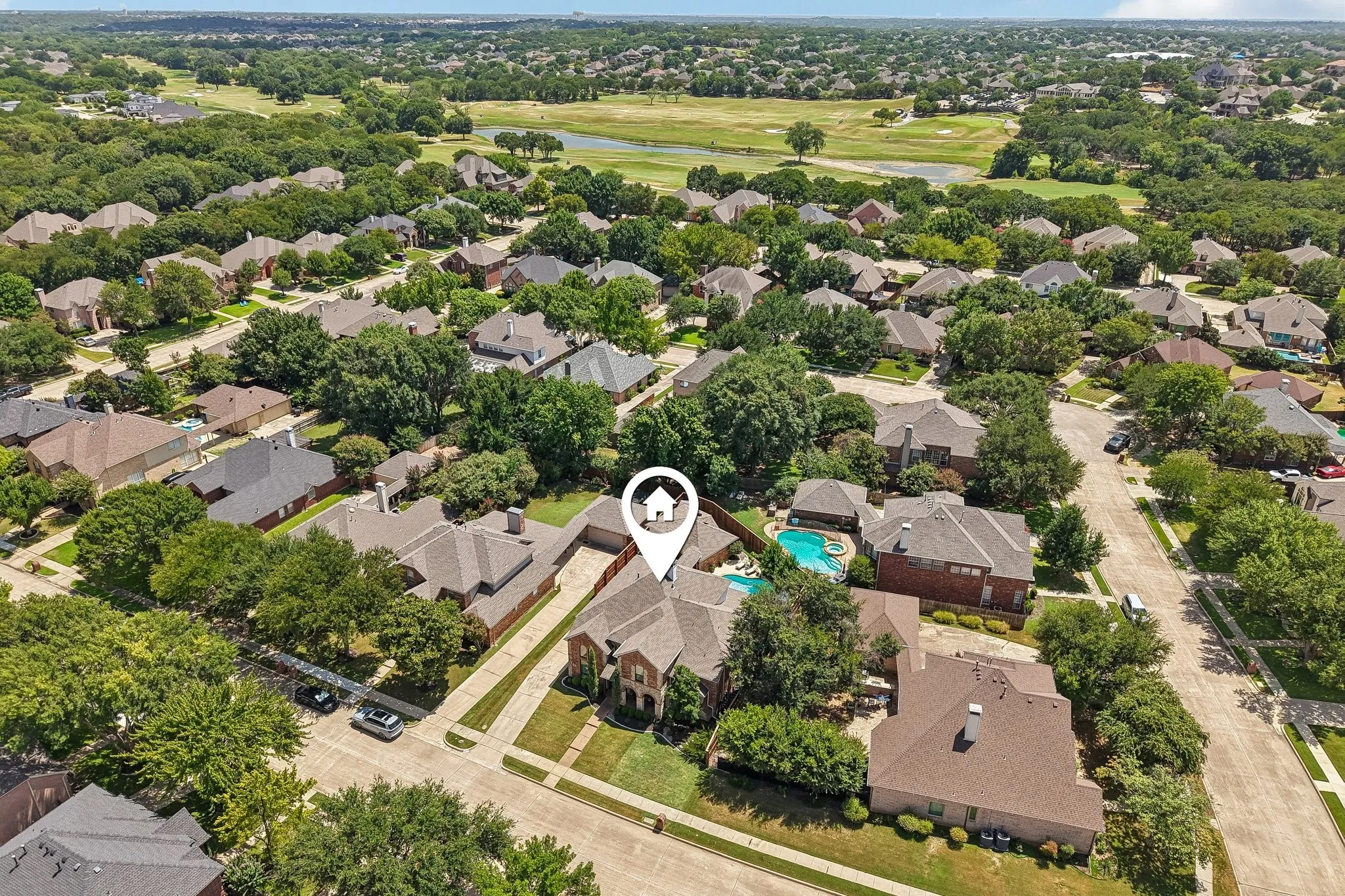 Single Family Residence For Sale in Tarrant County , 1810 Windsong Circle, Keller, Texas 76248, 4 Bedroom, 4 Bathroom, 2 Garage spaces, 3,868 Sqft, built in 1998, mls#21355245, Real Estate Agent in Keller, Homes For Sale in Tarrant county, Homes For Sale in Keller, Realtor in Keller Texas, Real Estate Brokerage Independent Realty Texas, Luminita Cordes Realtor